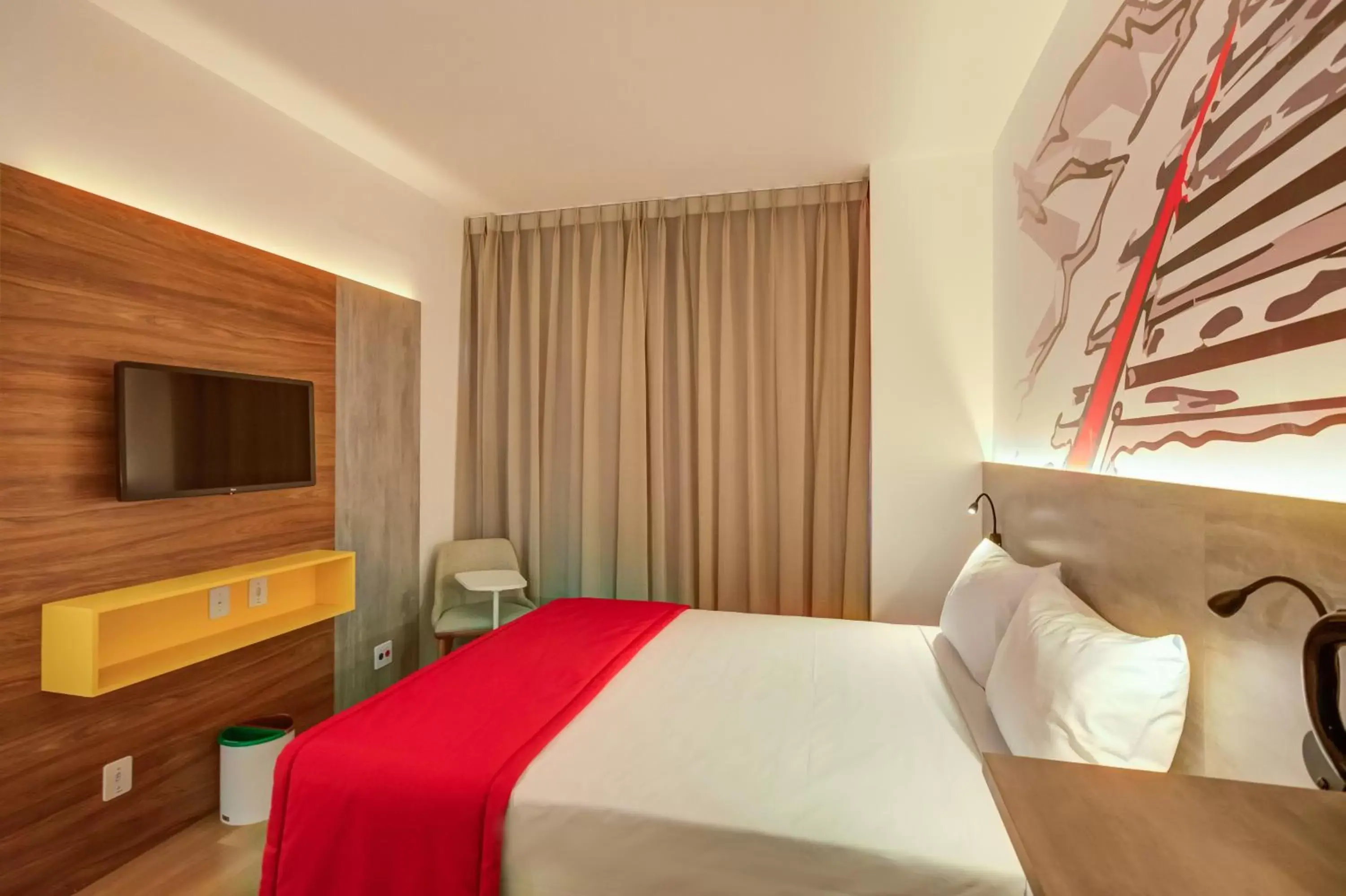 Double Room - single occupancy - Disability Access in Ramada Encore Cruzeiro Double Room - single occupancy - Disability Access in Ramada Encore Cruzeiro