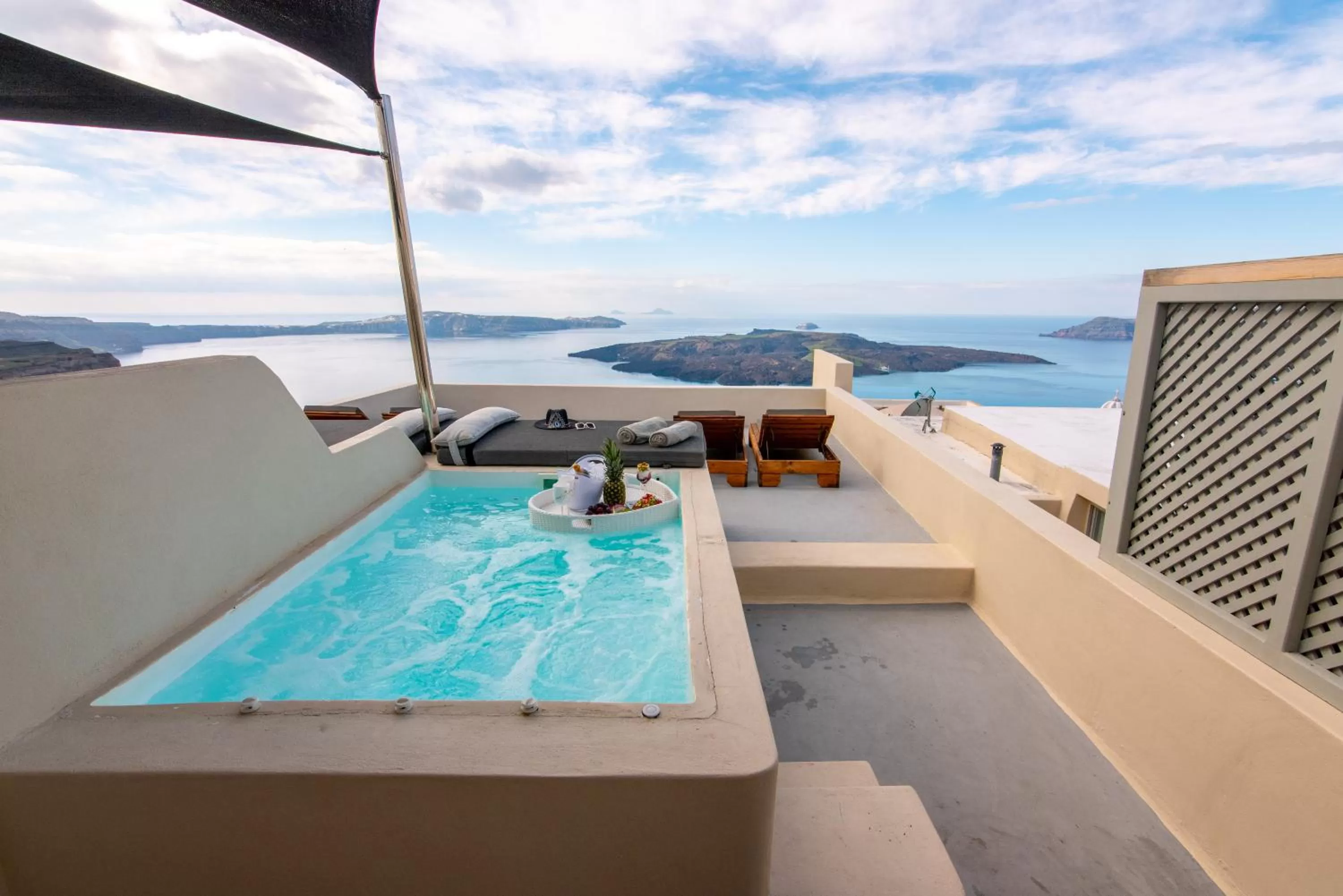 Caldera Cliff Illusion