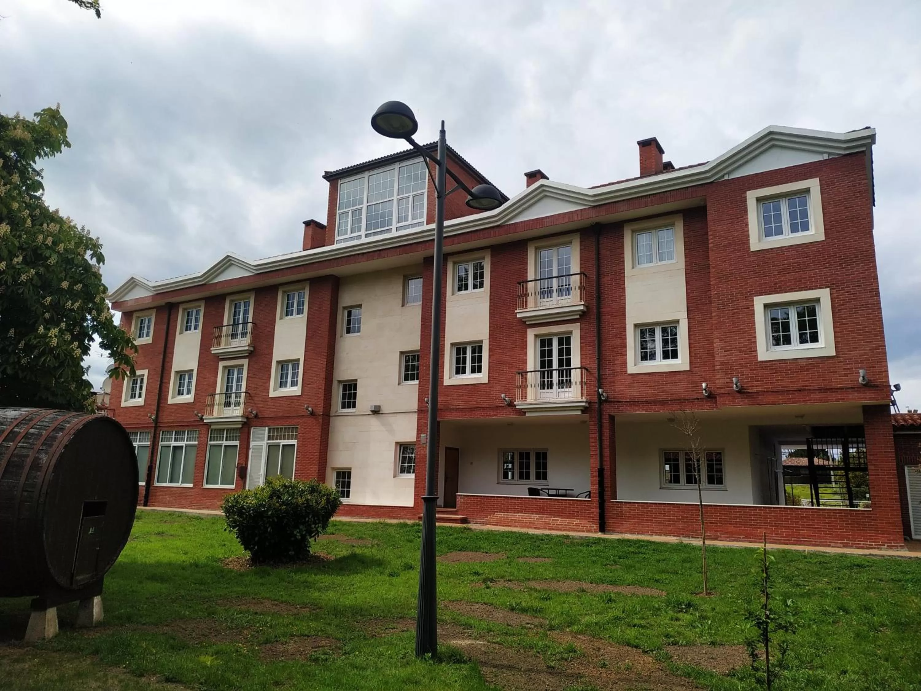 Facade/entrance in HOTEL LA CAMPANA