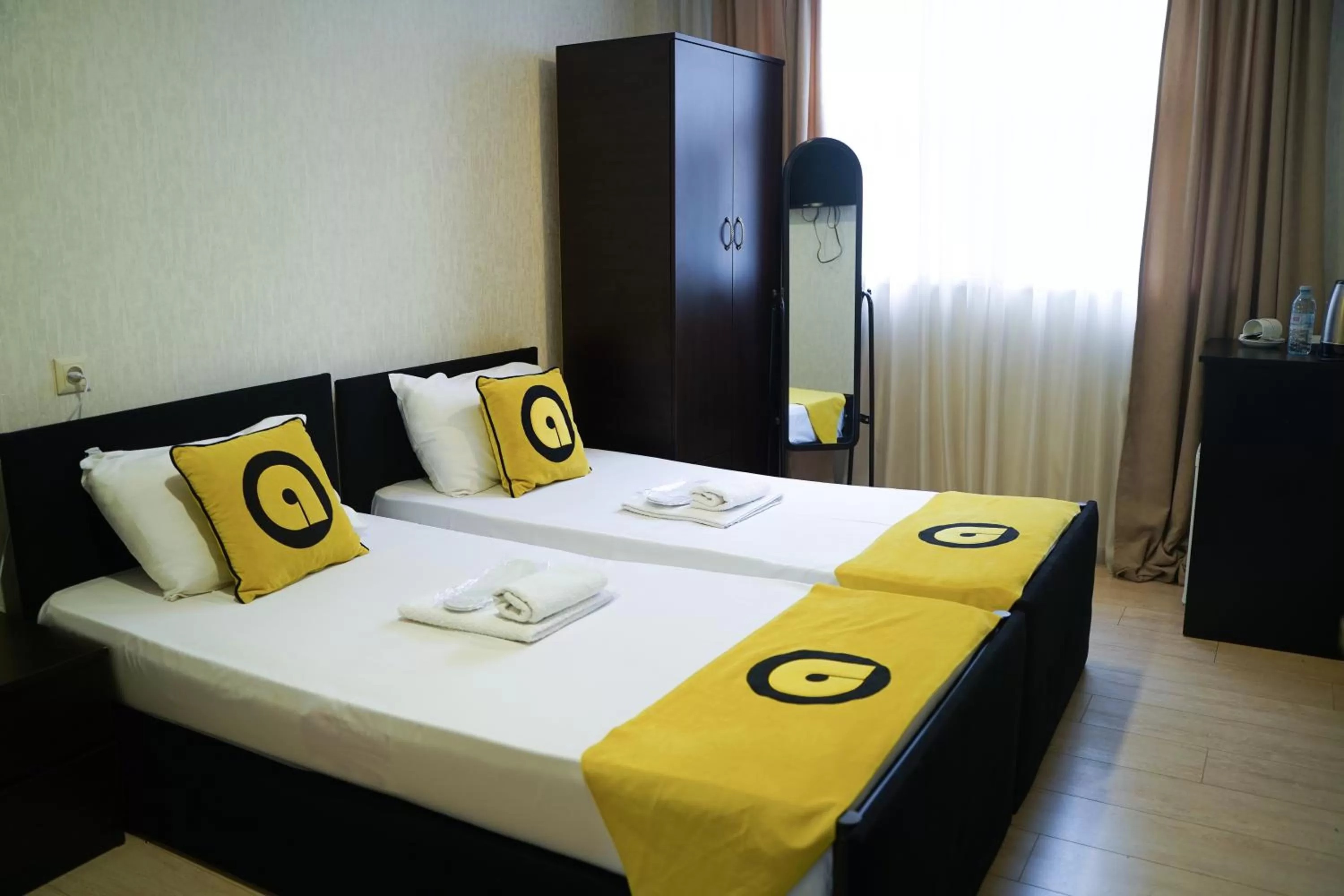 Photo of the whole room, Bed in Aura Plaza Hotel