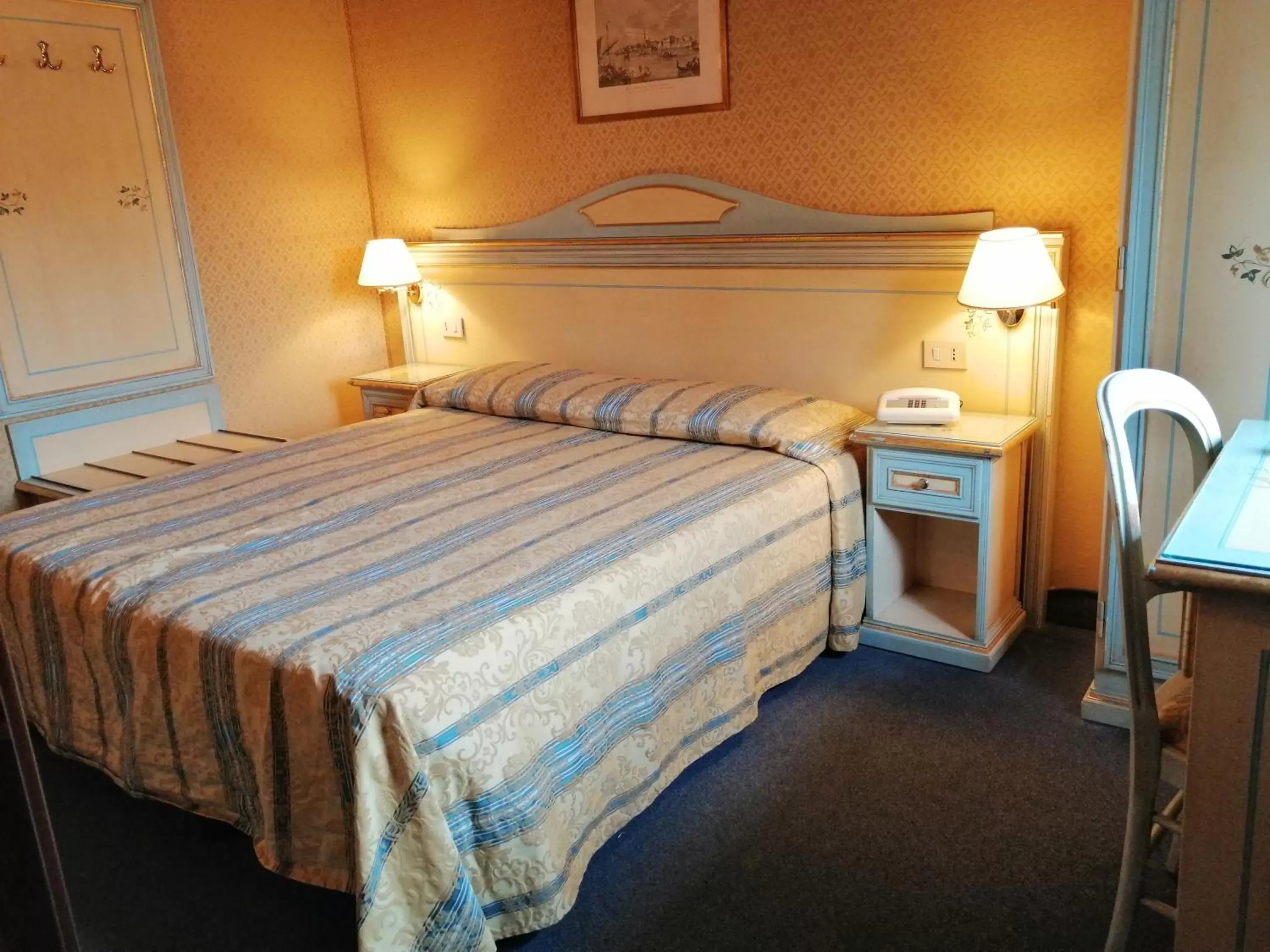 Double Room in Hotel Falier Double Room in Hotel Falier