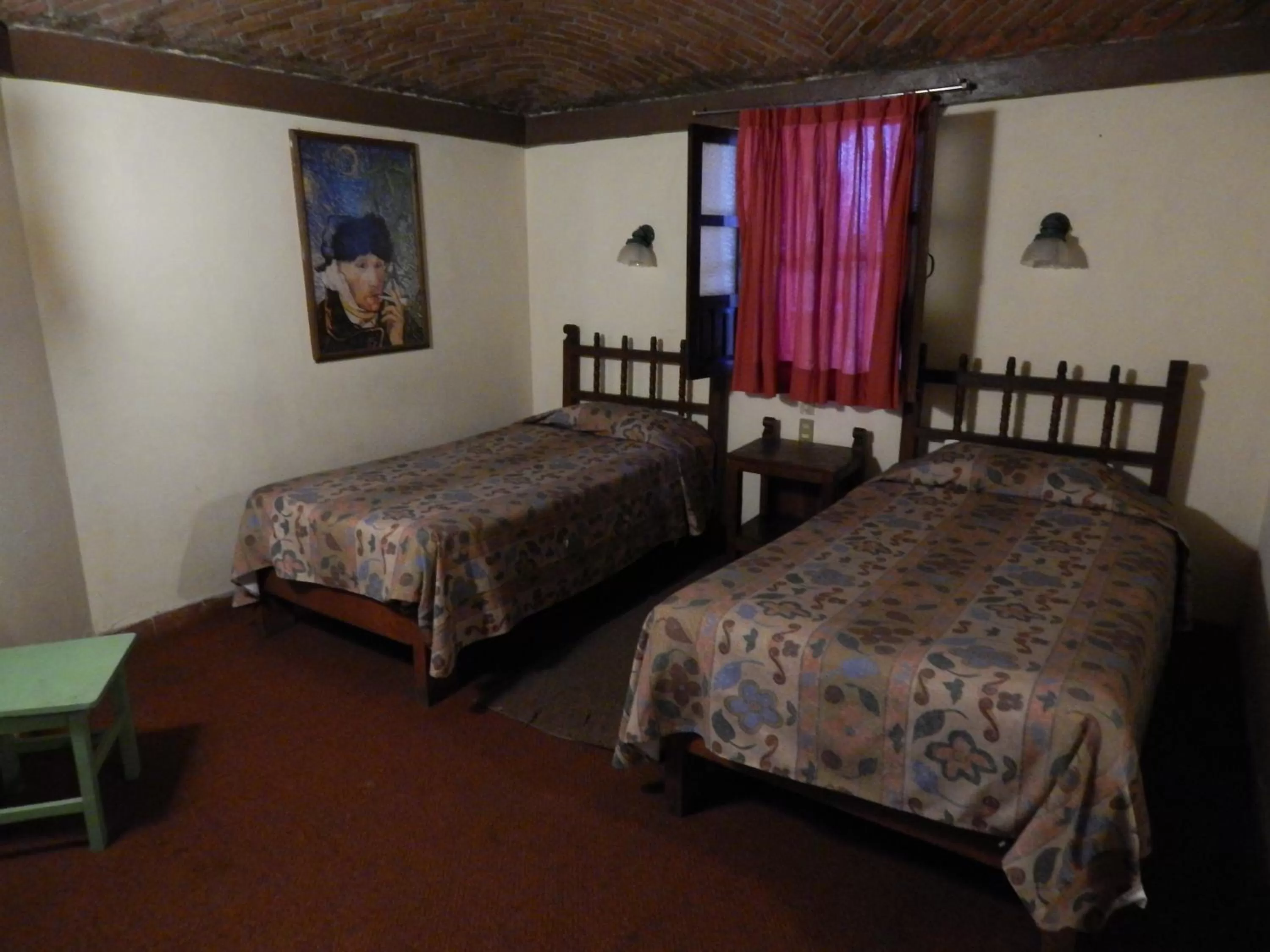 Bed in Hotel Molino del Rey