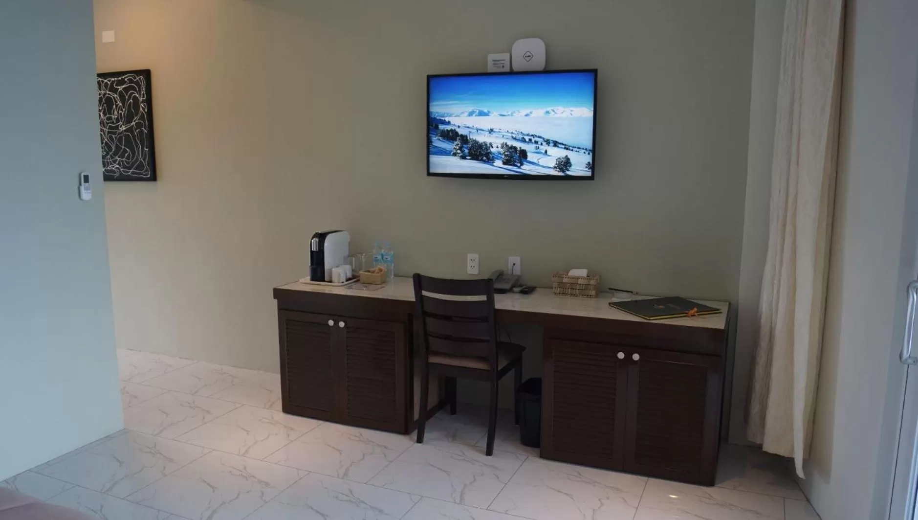 Coffee/tea facilities in Panglao Sea Resort - Tangnan