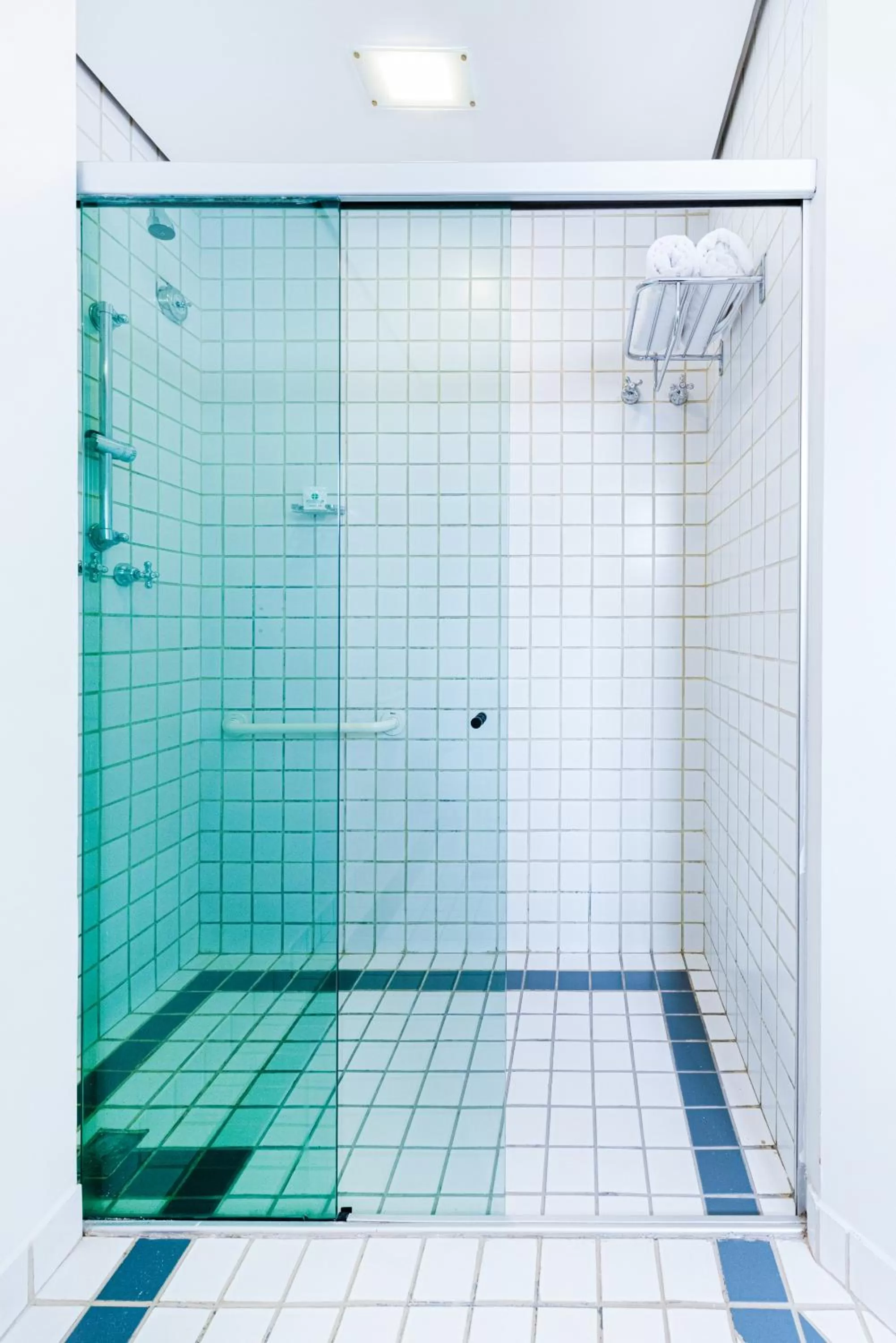 Bathroom in Hotel Nacional Inn Cambuí Campinas Residence