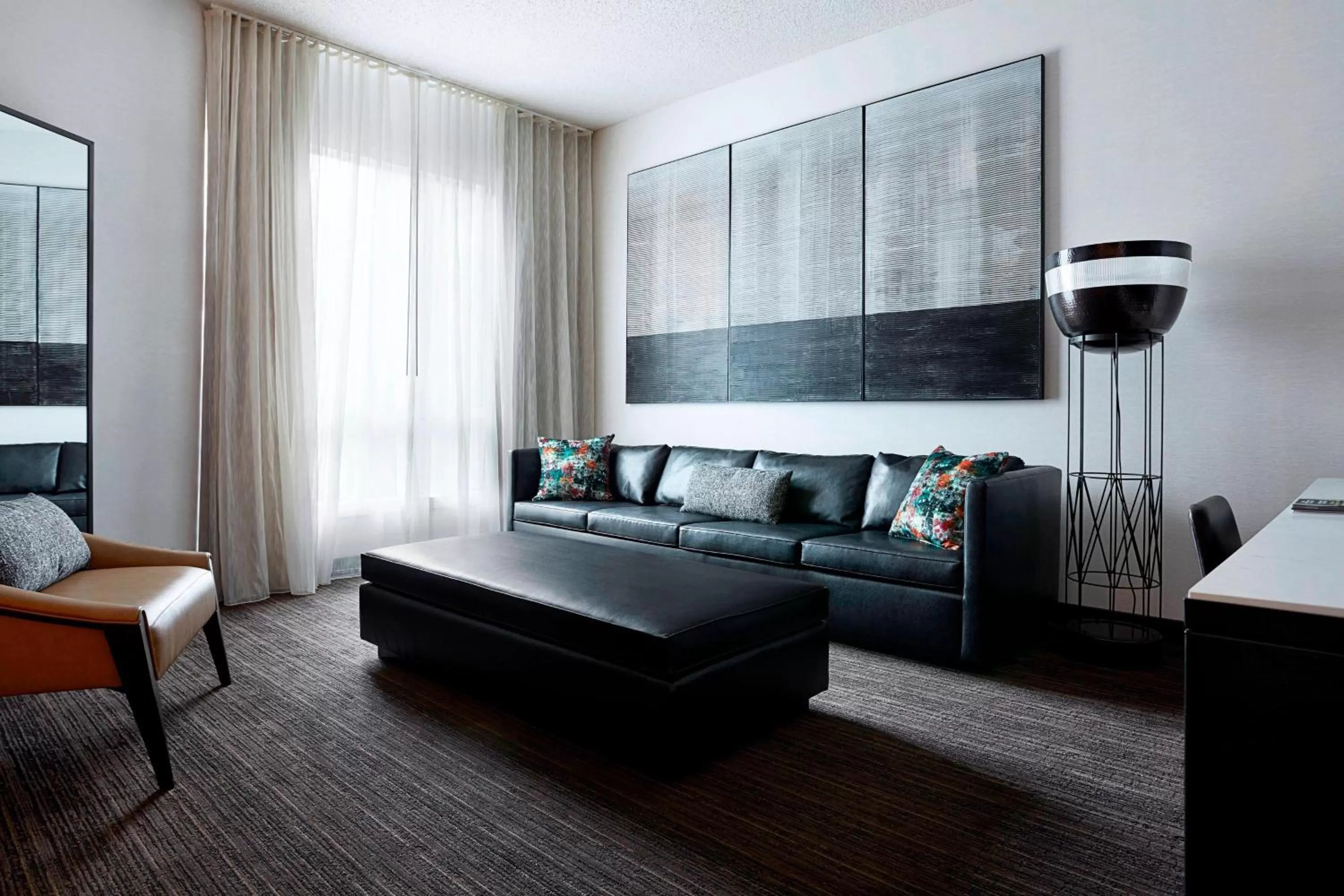 Bedroom in New York Marriott at the Brooklyn Bridge