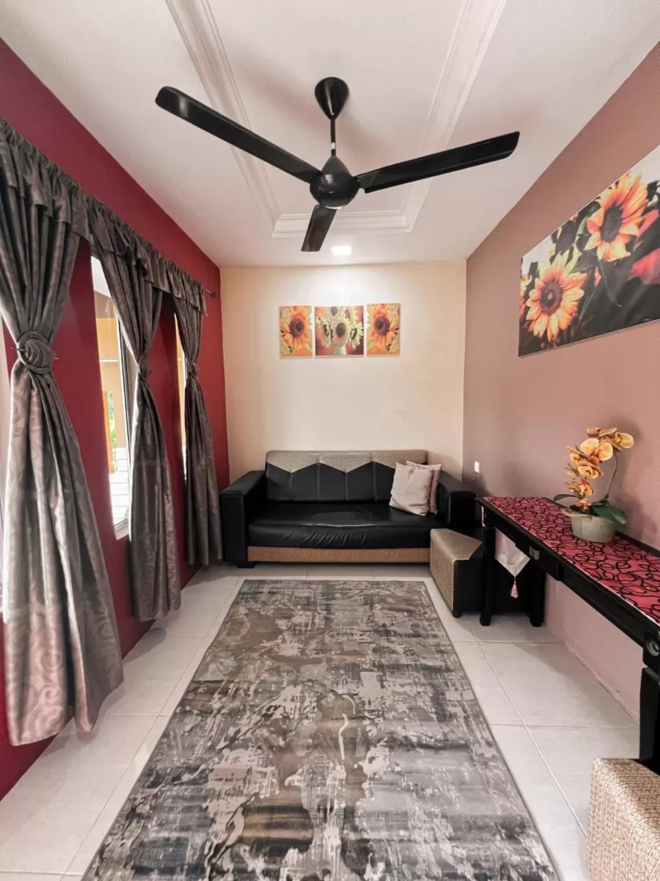 Living room, Bed in Chuu Pun Village Resort