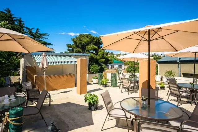 Balcony/Terrace, Swimming Pool in Shatell