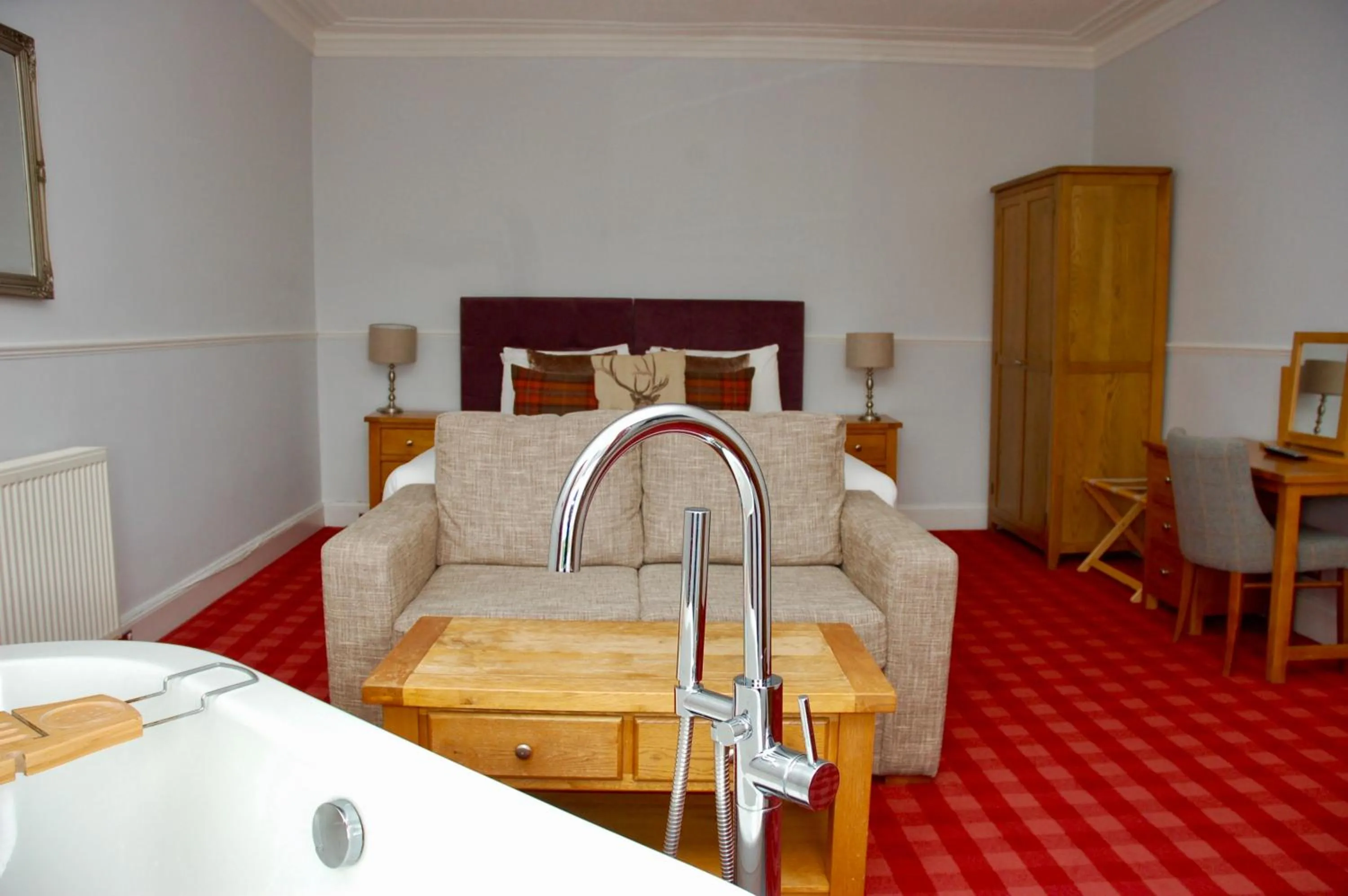 Bedroom, Bed in Boat Country Inn and Restaurant