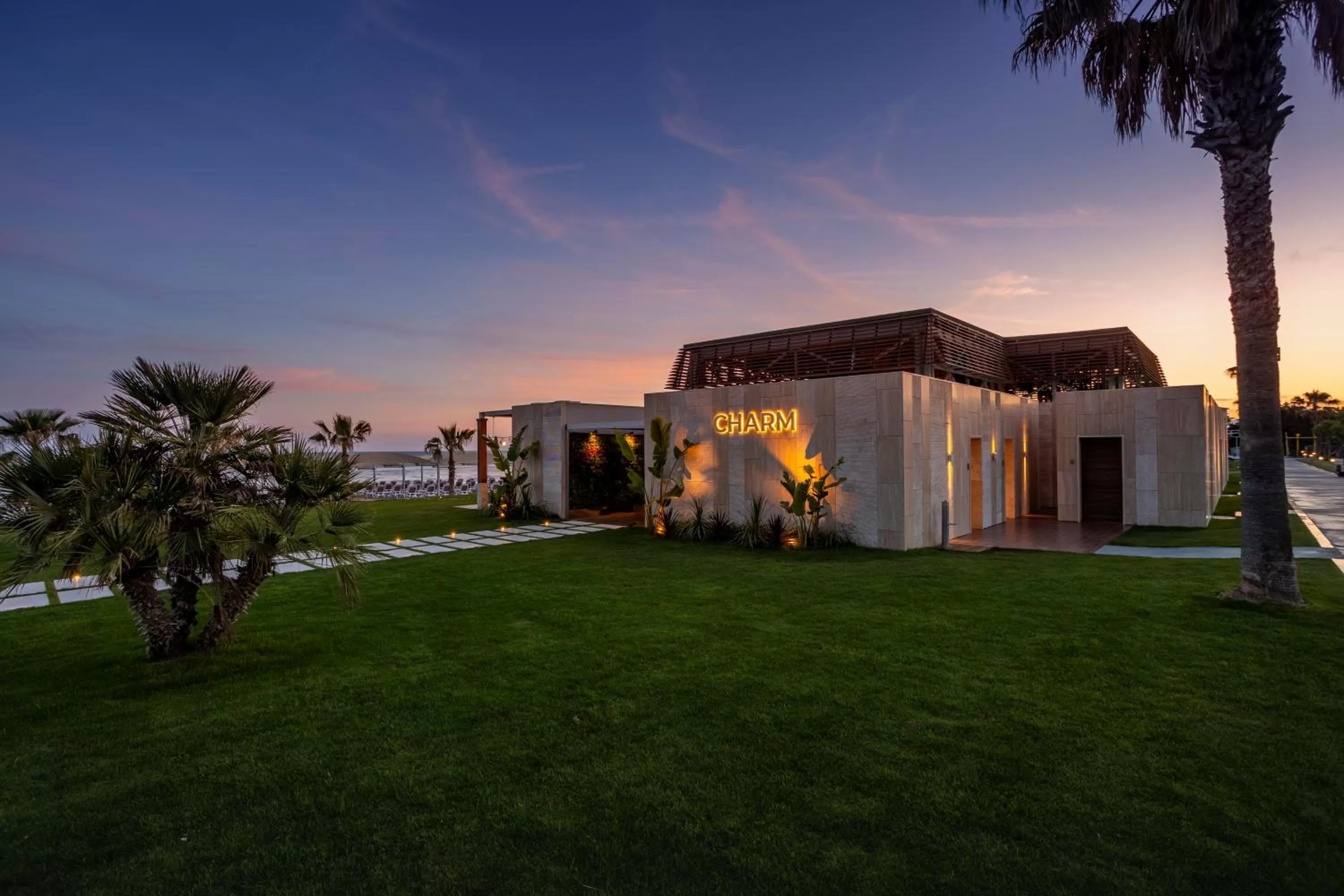 Lounge or bar in Calista Luxury Resort