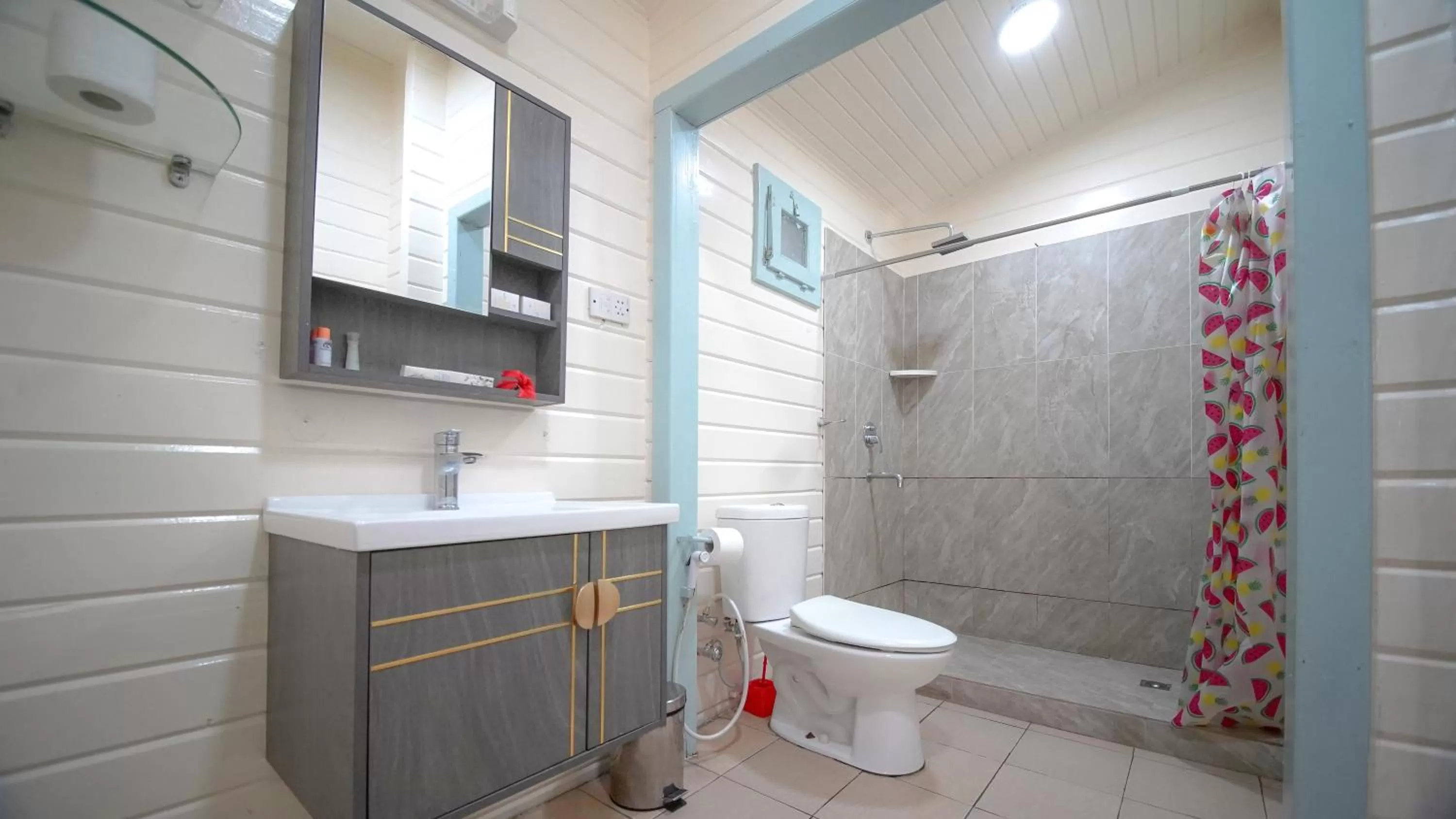 Bathroom in Golden Tulip Grande Comore Moroni Resort & Spa