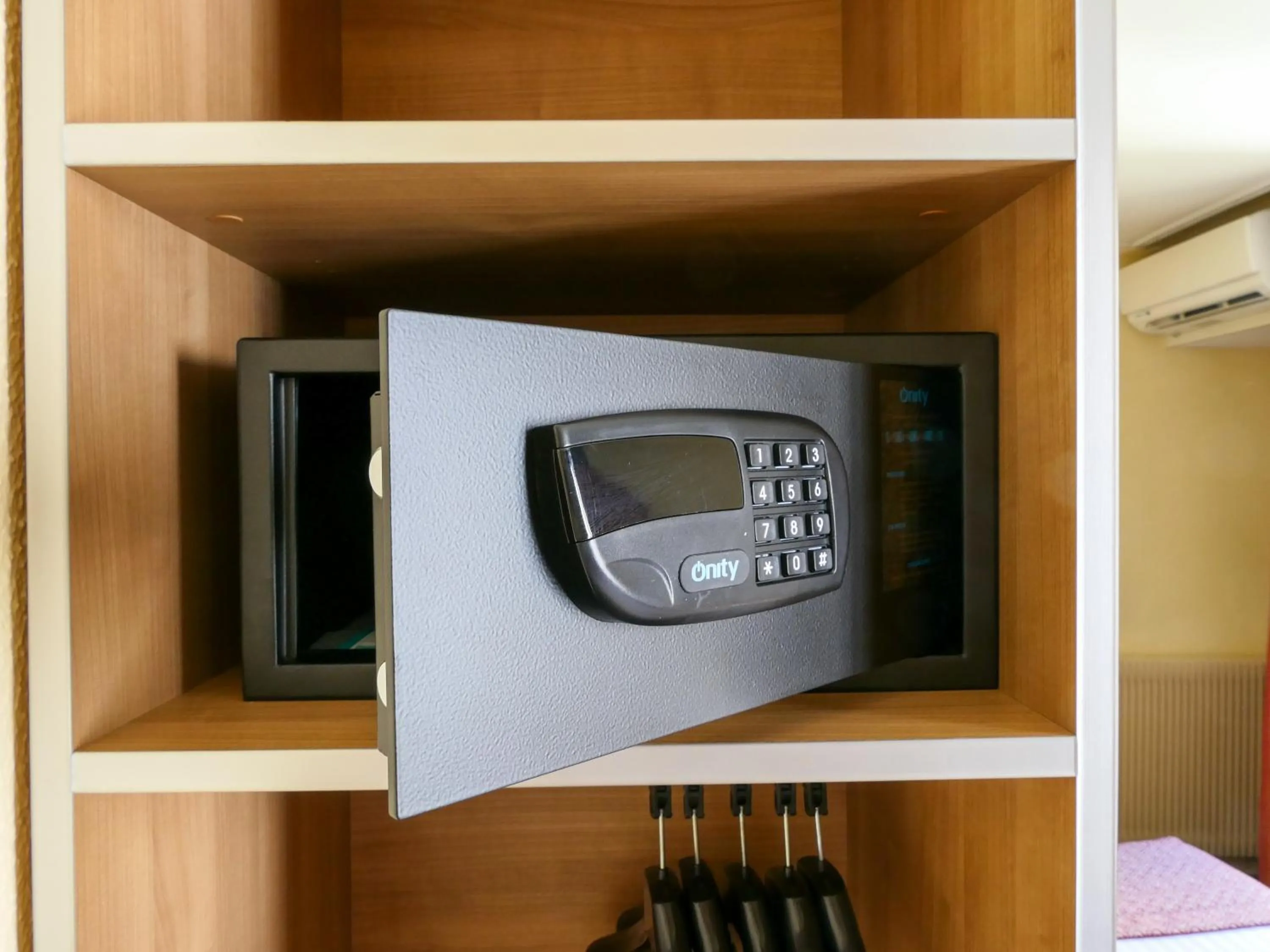 safe in Hôtel de France Quartier Latin