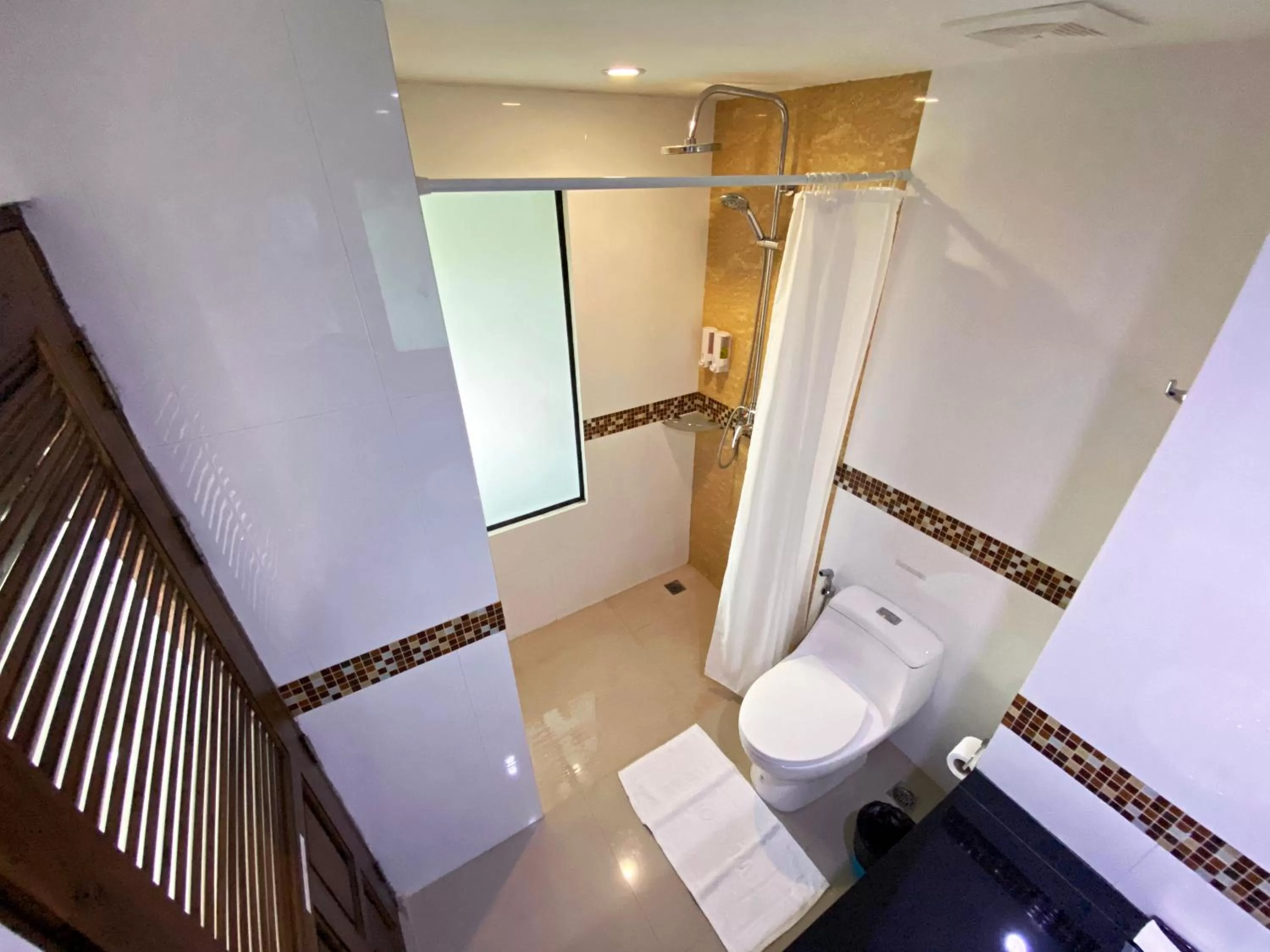 Bathroom in Rakkawan Residence