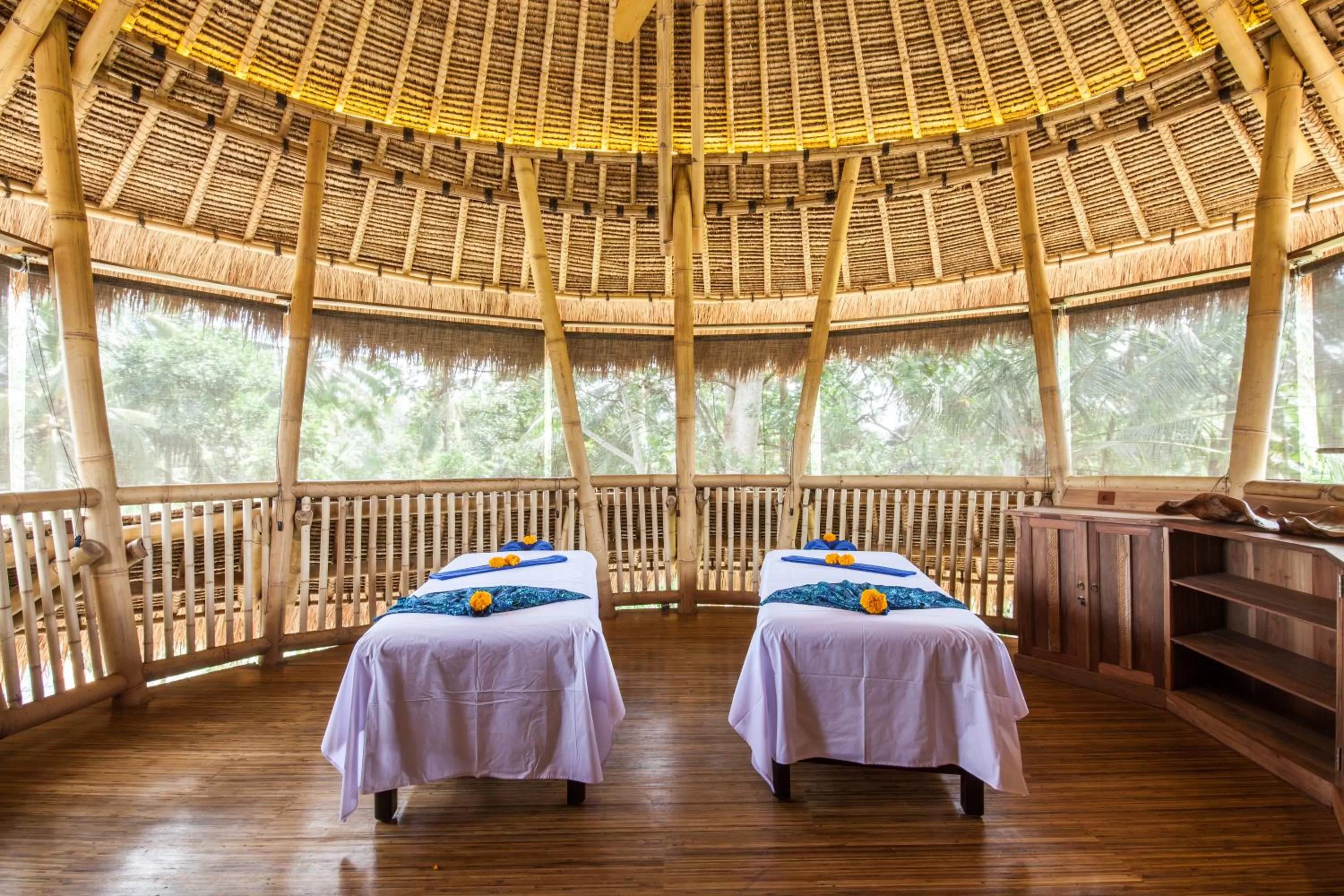 Massage, Bed in Blue Karma Dijiwa Ubud