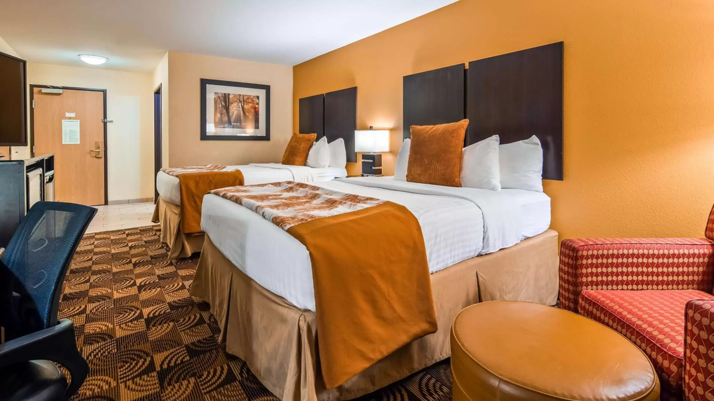 Queen Room with Two Queen Beds - Mobility Accessible in Best Western Plus Whitewater Inn Queen Room with Two Queen Beds - Mobility Accessible in Best Western Plus Whitewater Inn