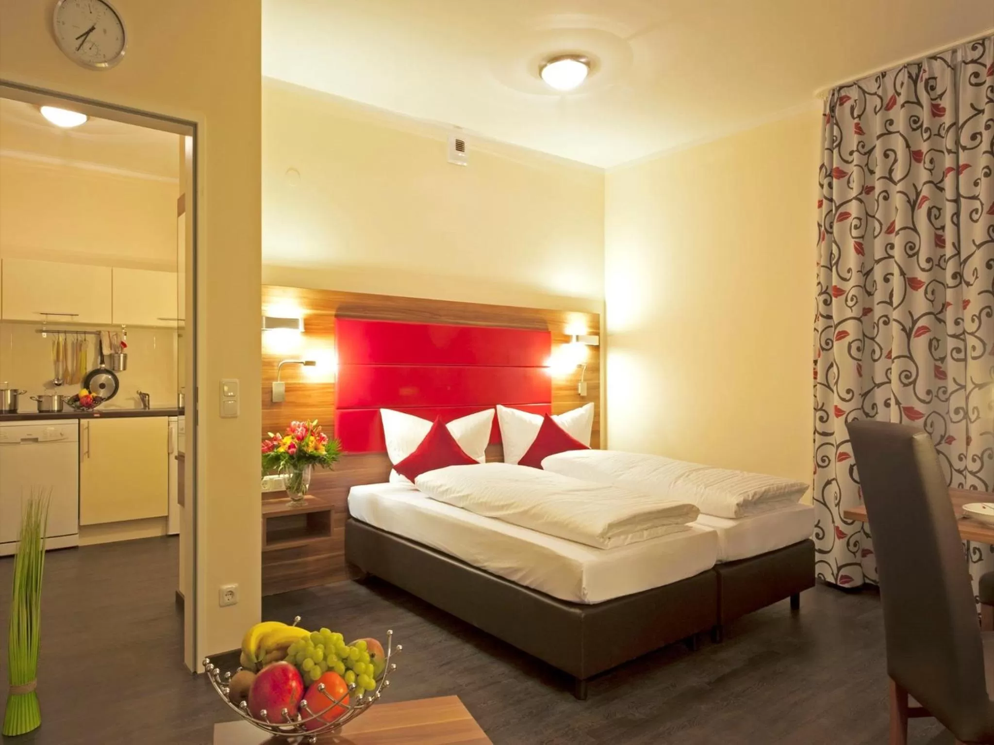 Photo of the whole room, Bed in BATU Apart Hotel