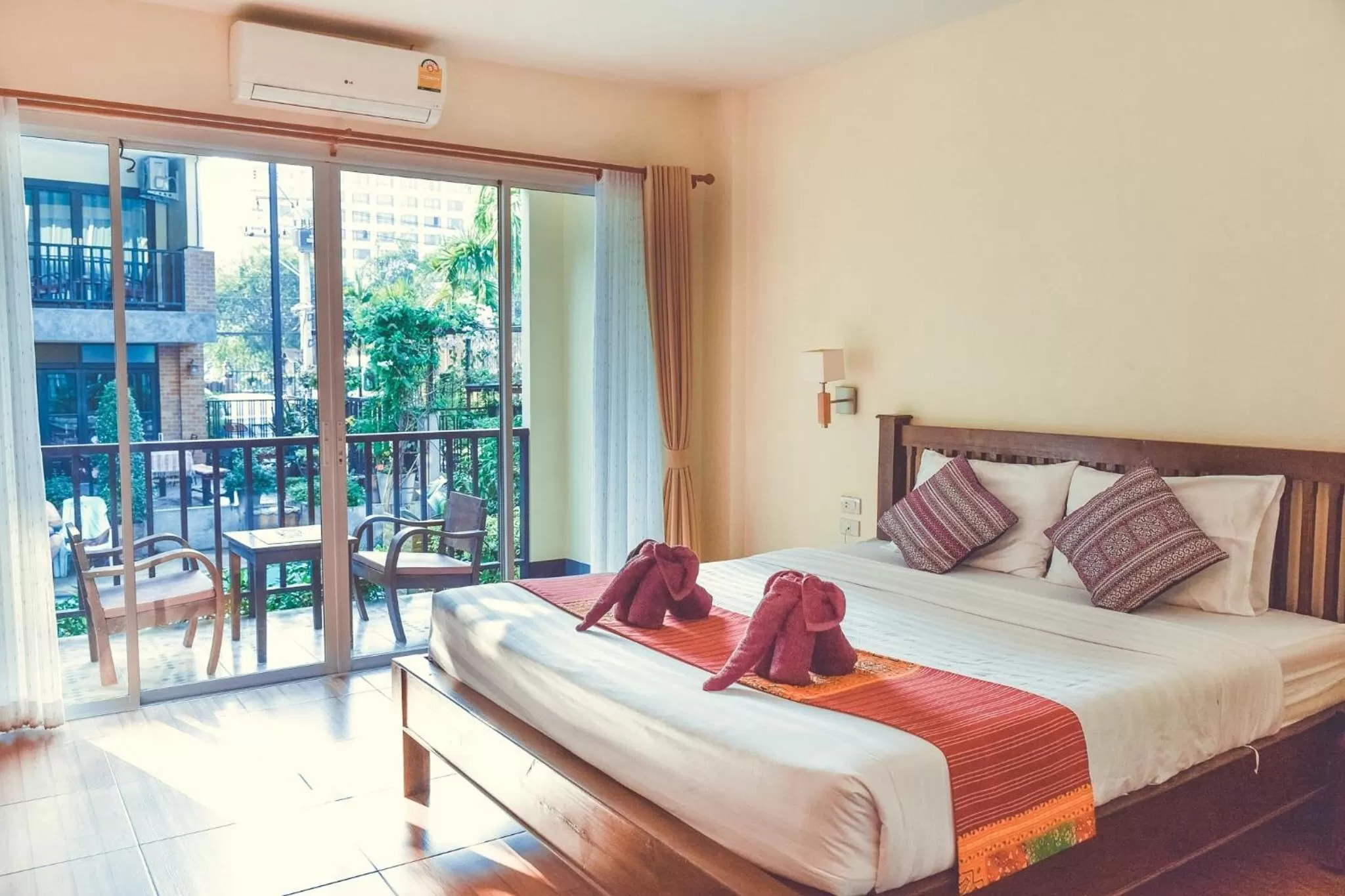 Bed in Riverside House Hotel