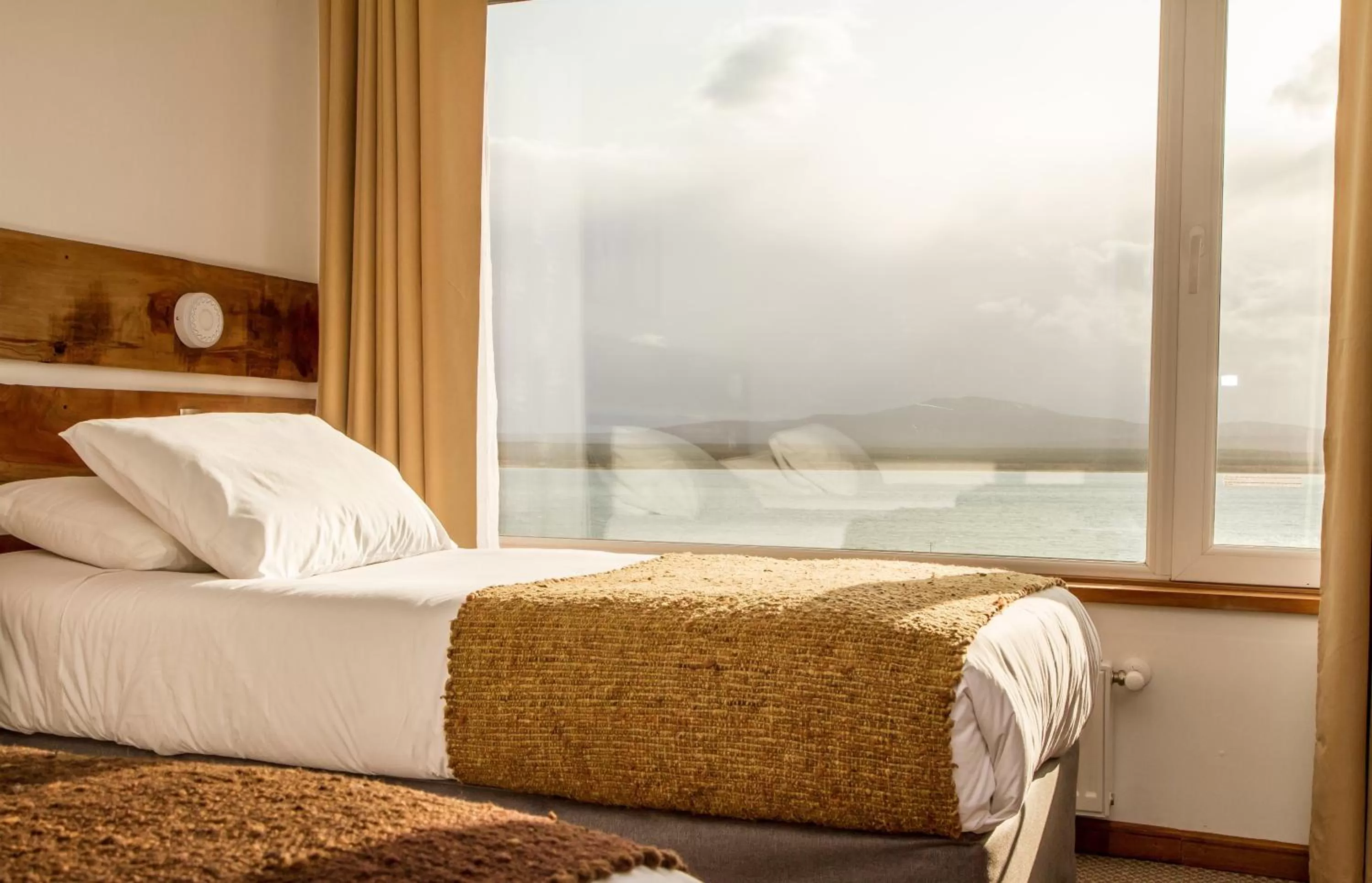 Bed in Best Western Patagonia