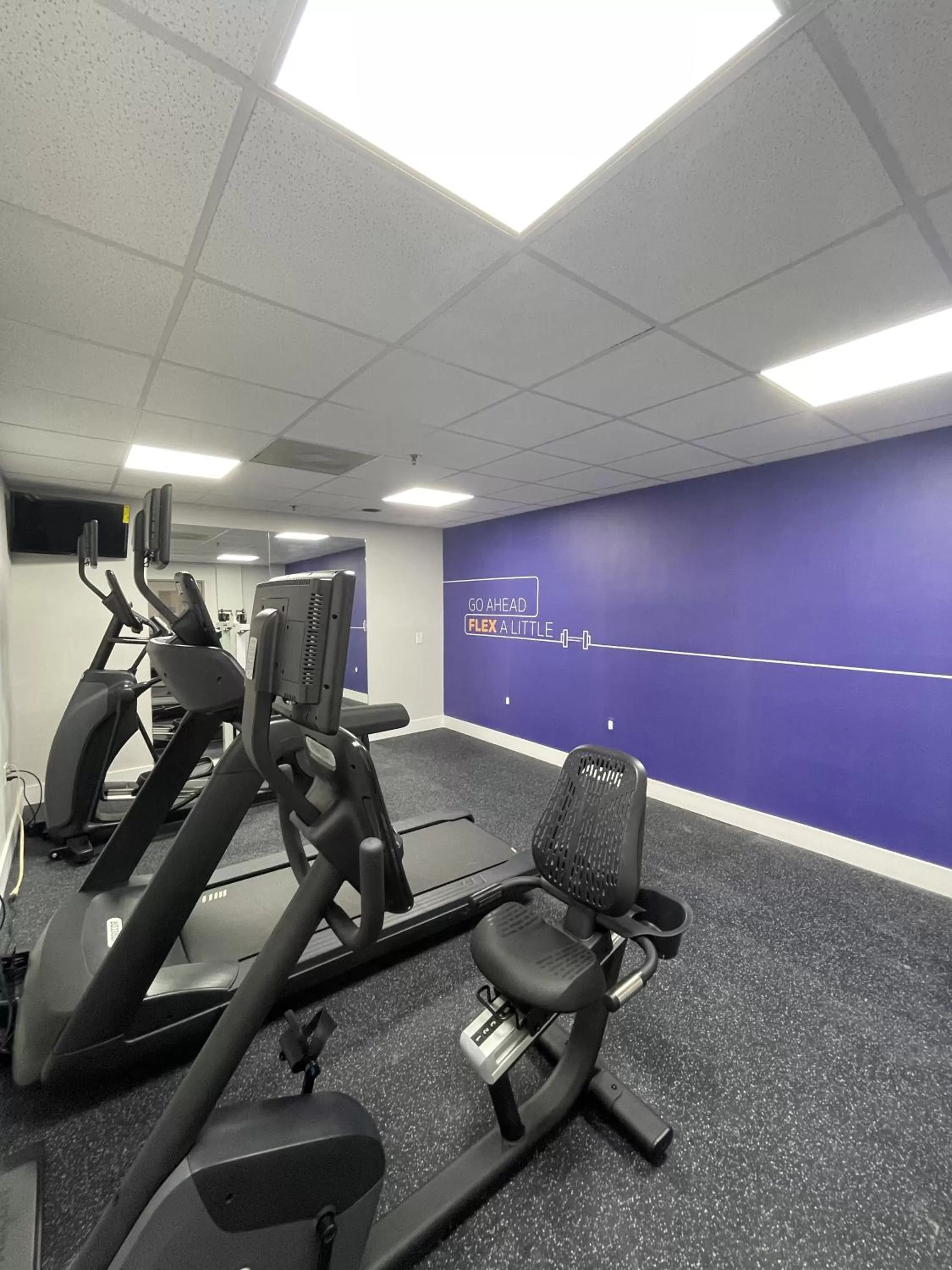 Fitness centre/facilities in Holiday Inn Express Hotel & Suites Hiawassee by IHG
