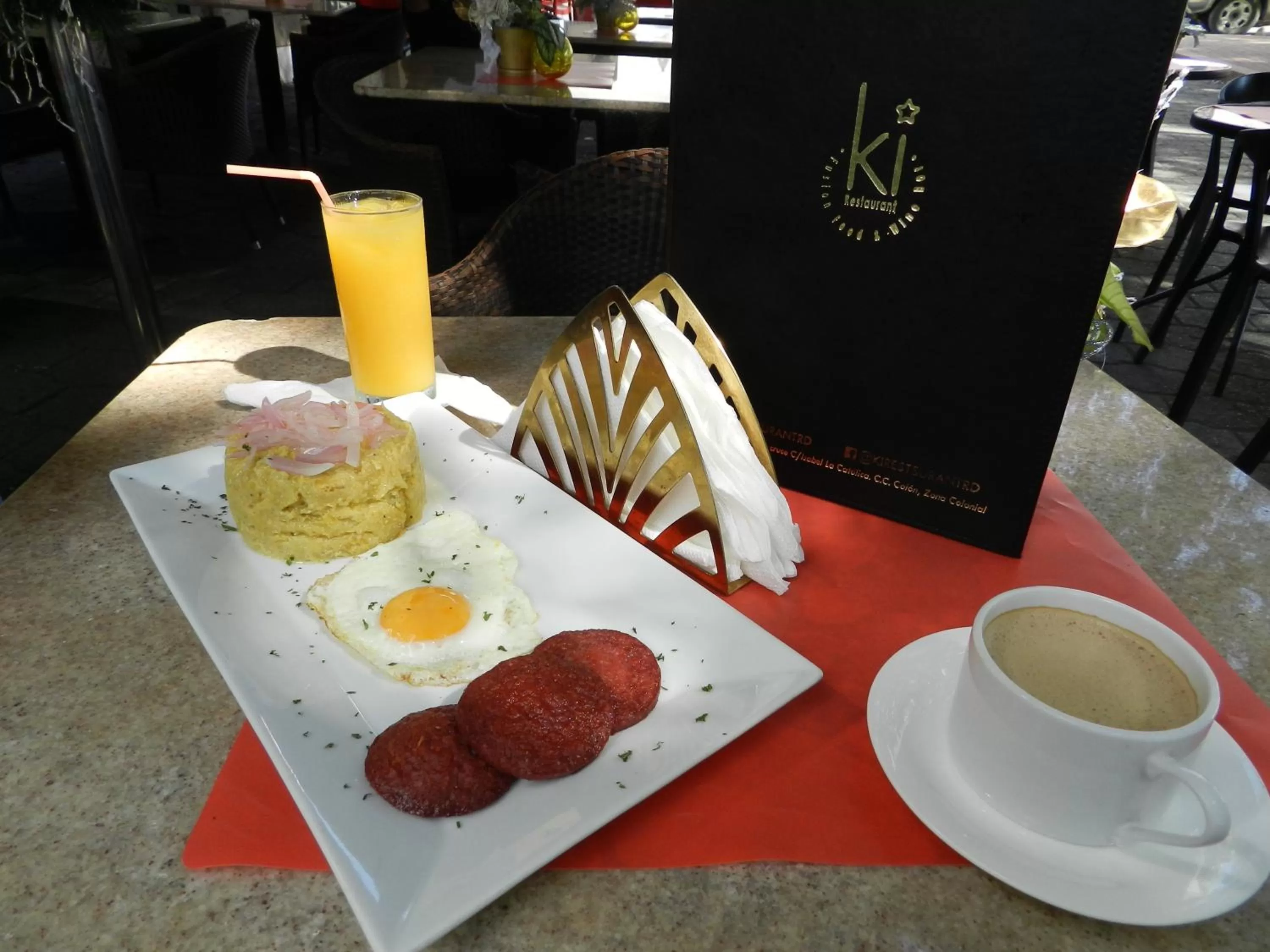 Breakfast in Hotel La Colonia