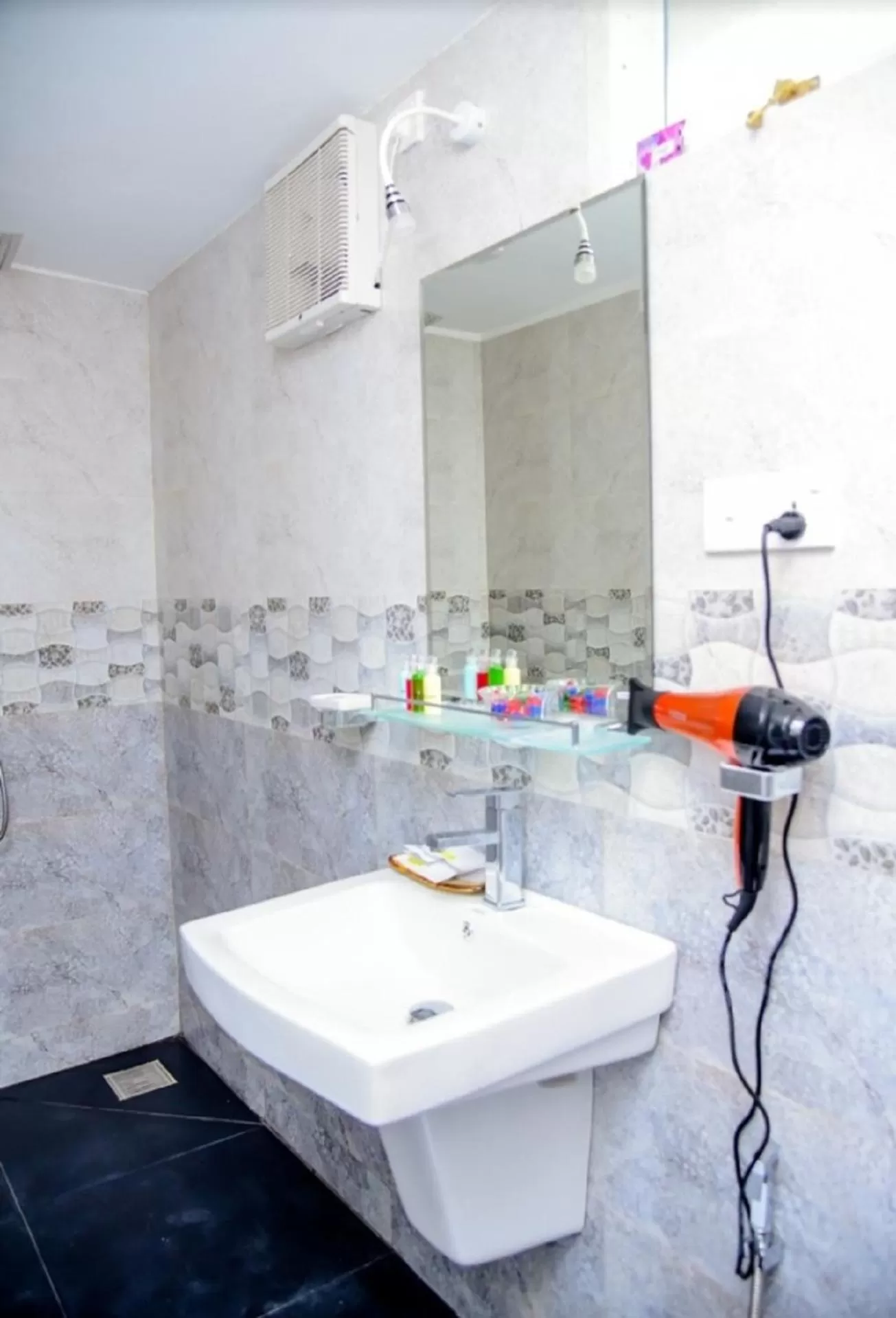 Property building in Slnco Villa