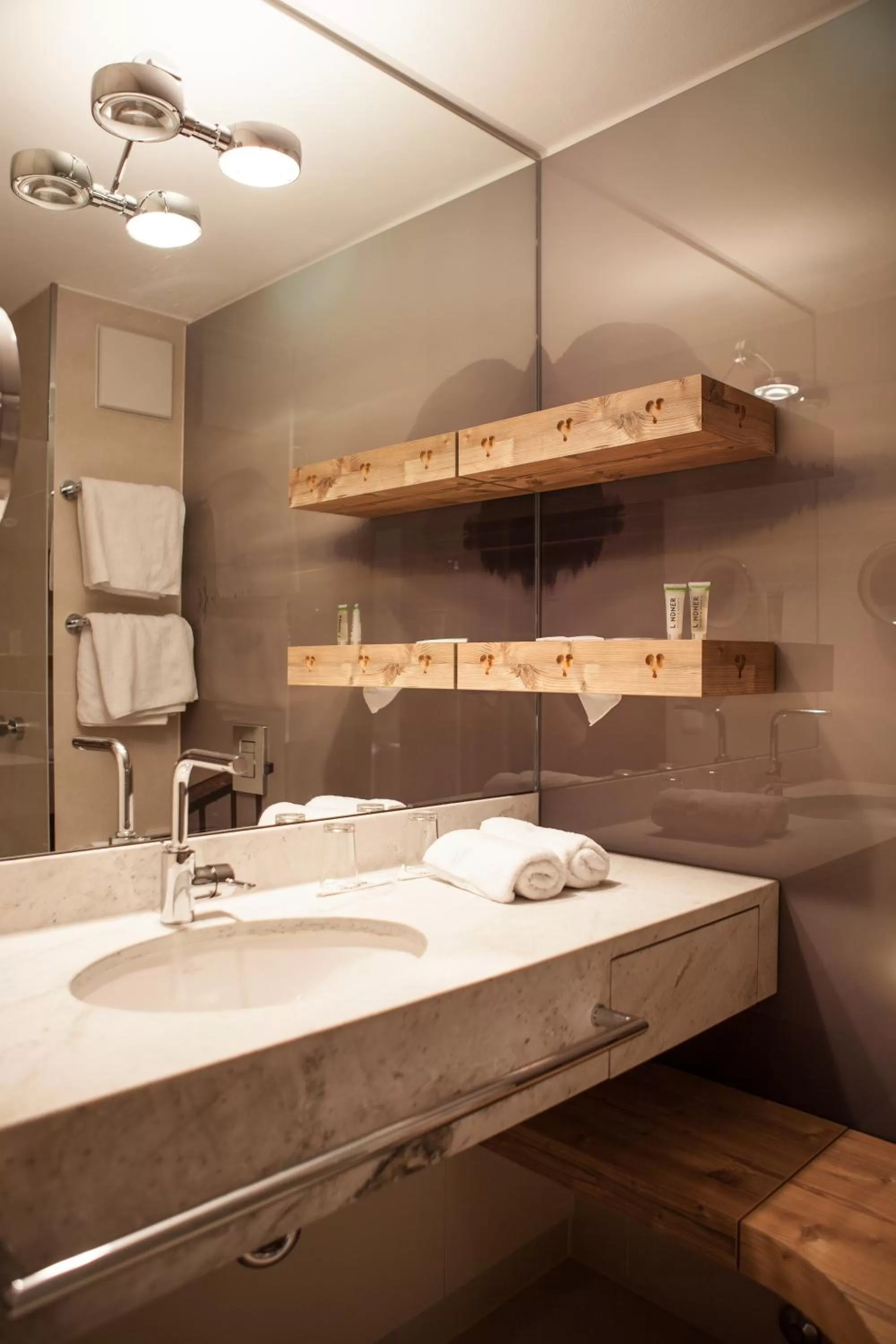 Bathroom in Parkhotel Oberstaufen