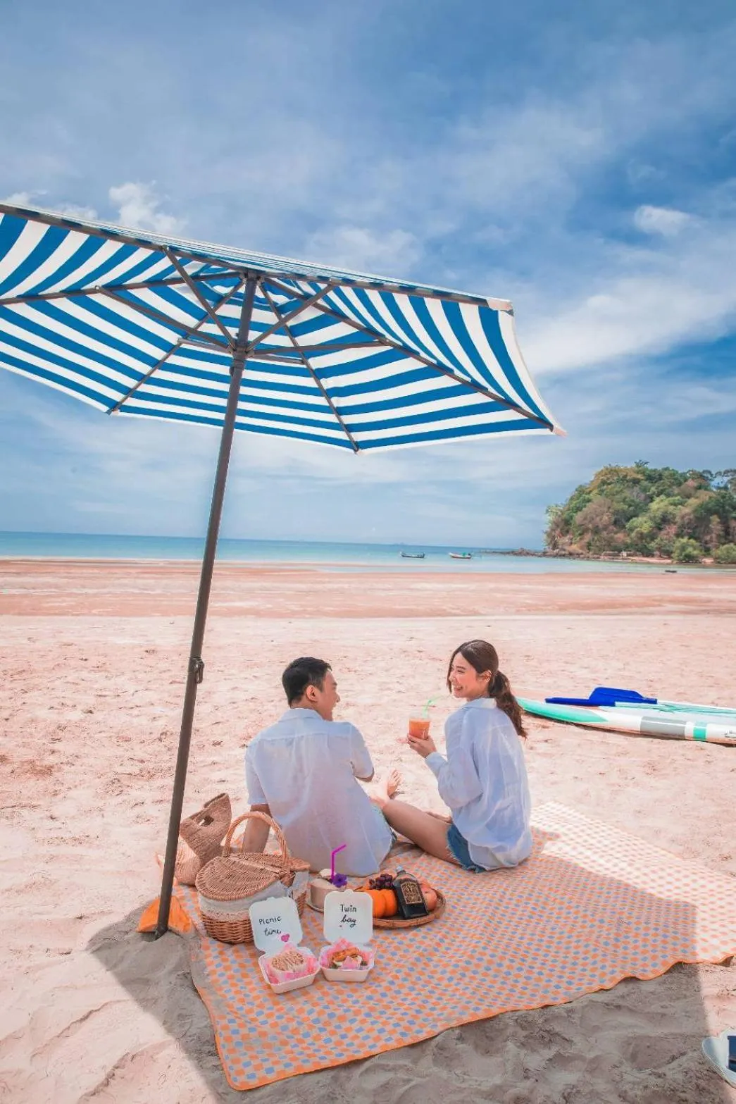 Beach in Twin Bay Resort Koh Lanta