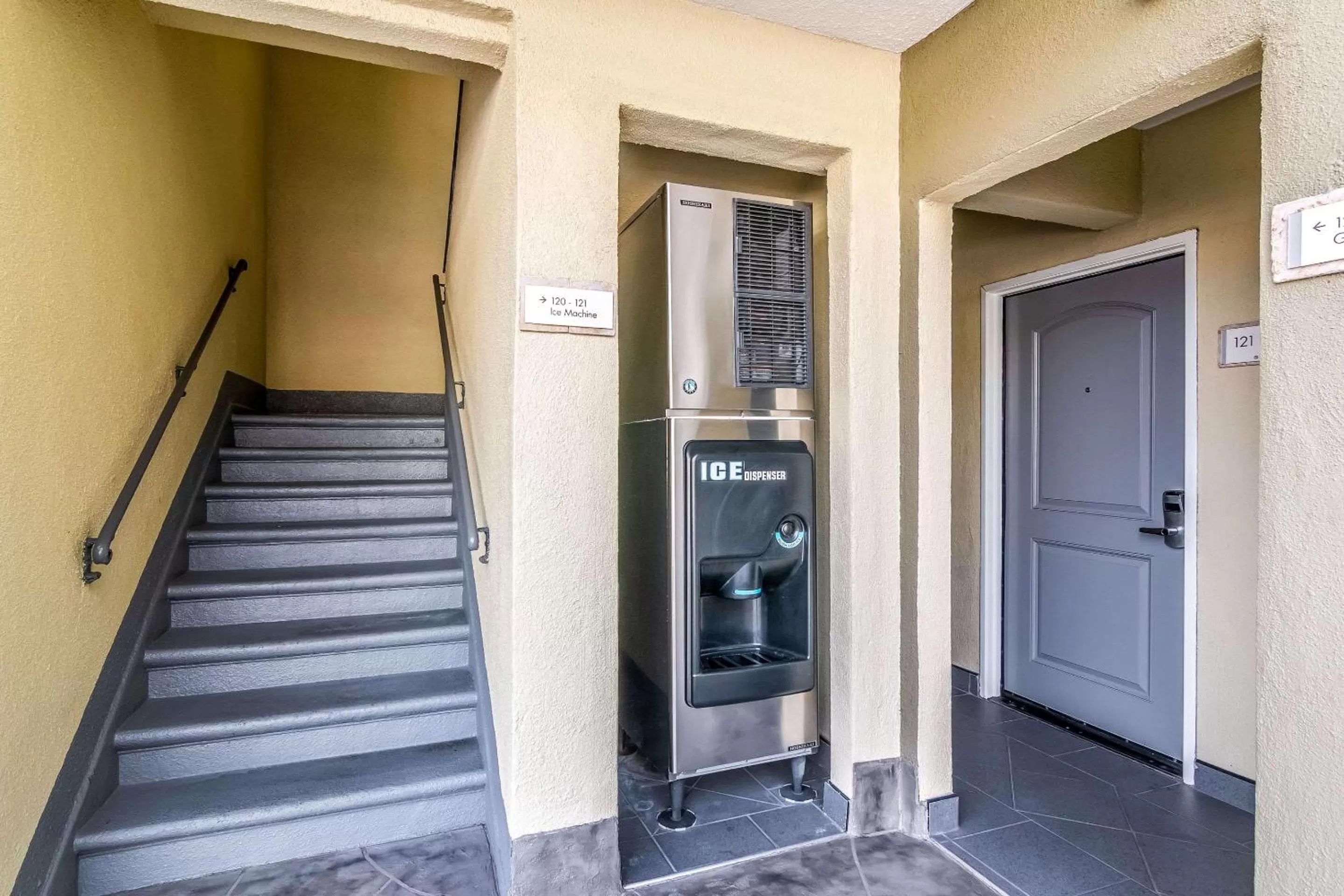 Property building in Inn at 50 Long Beach Convention Center