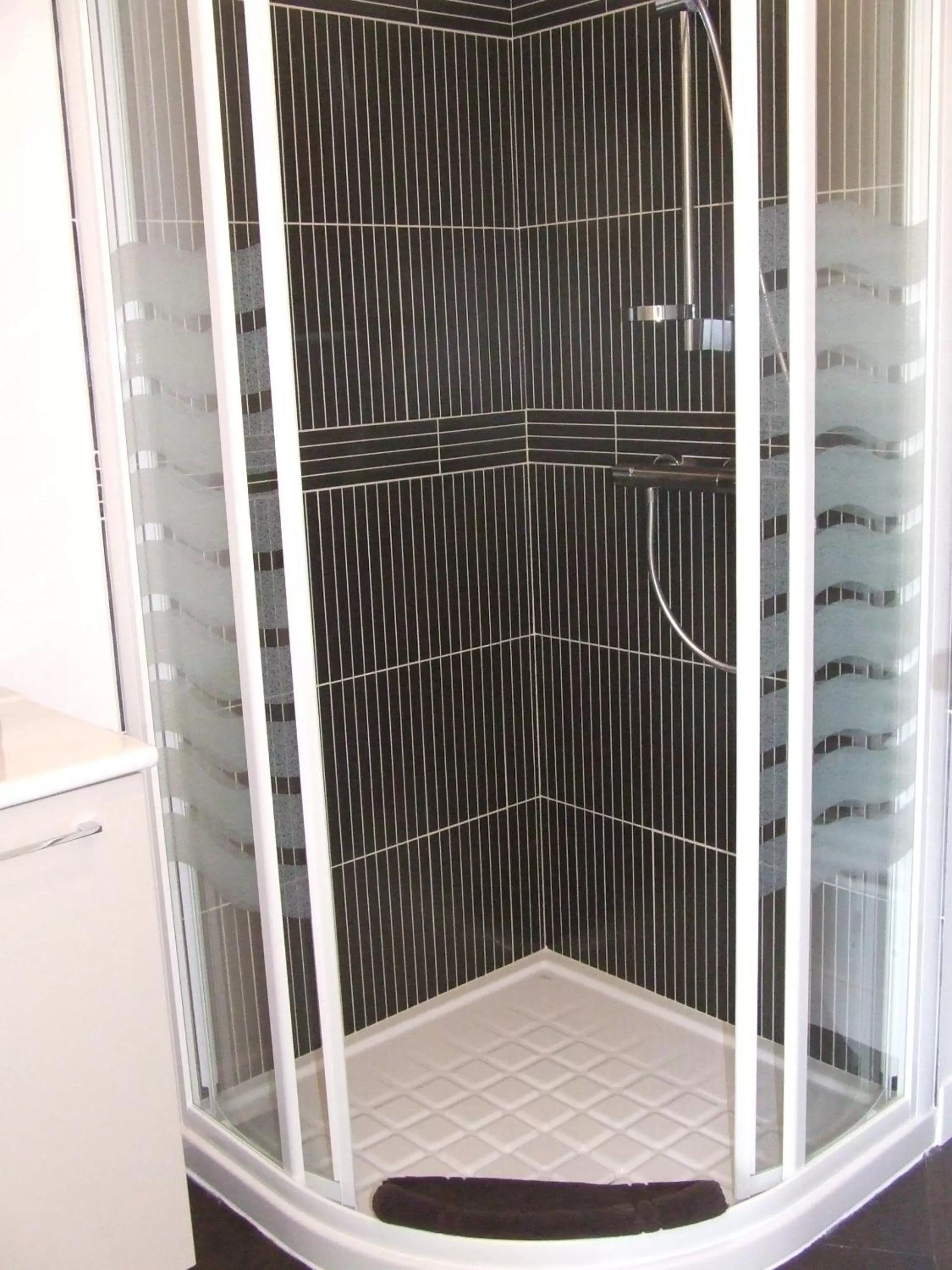 Bathroom in Hôtel Patton