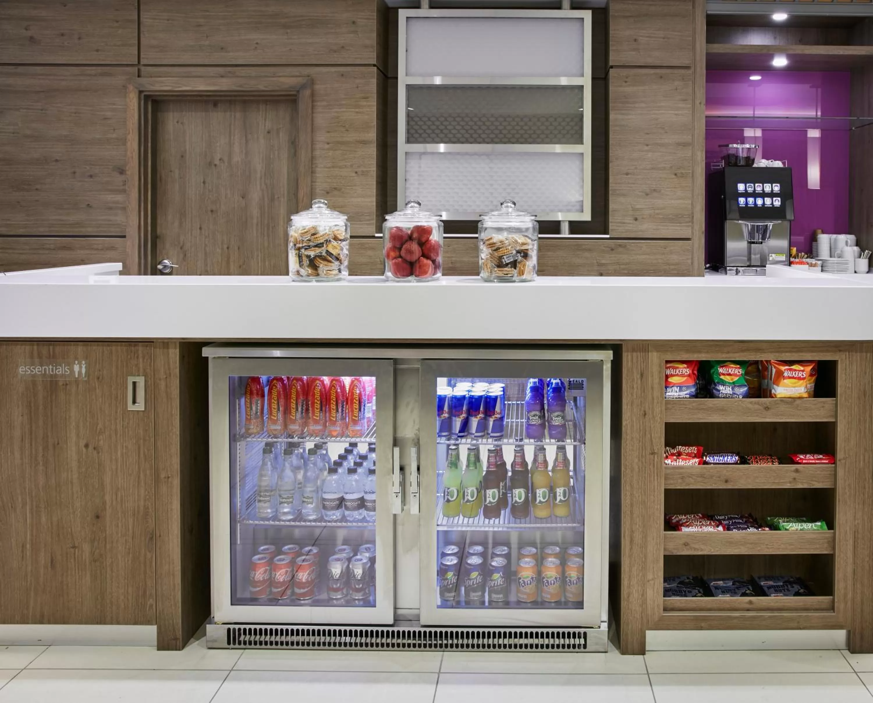 Restaurant/places to eat in Hampton by Hilton Oxford