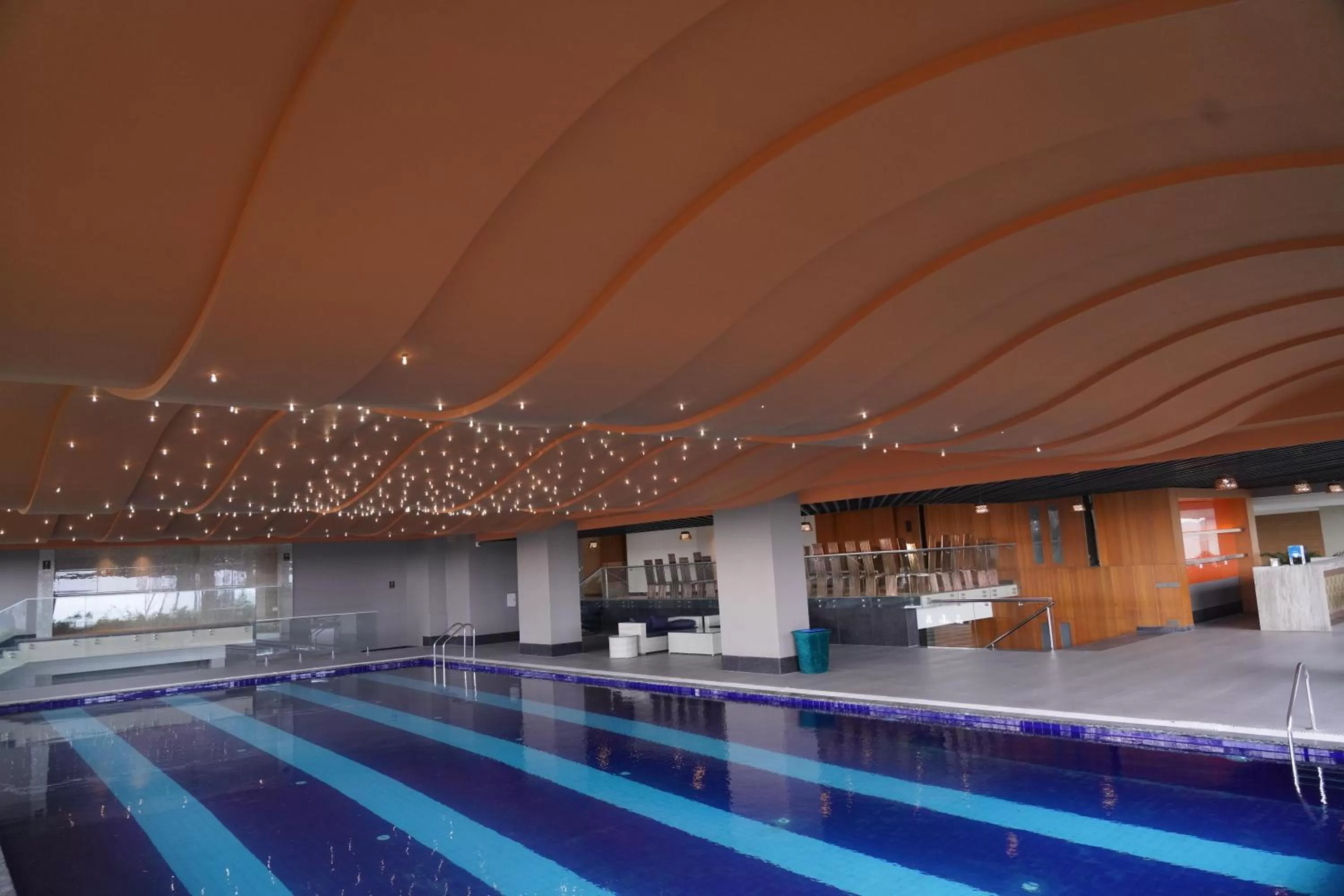 Swimming pool in Wyndham Chandigarh Mohali