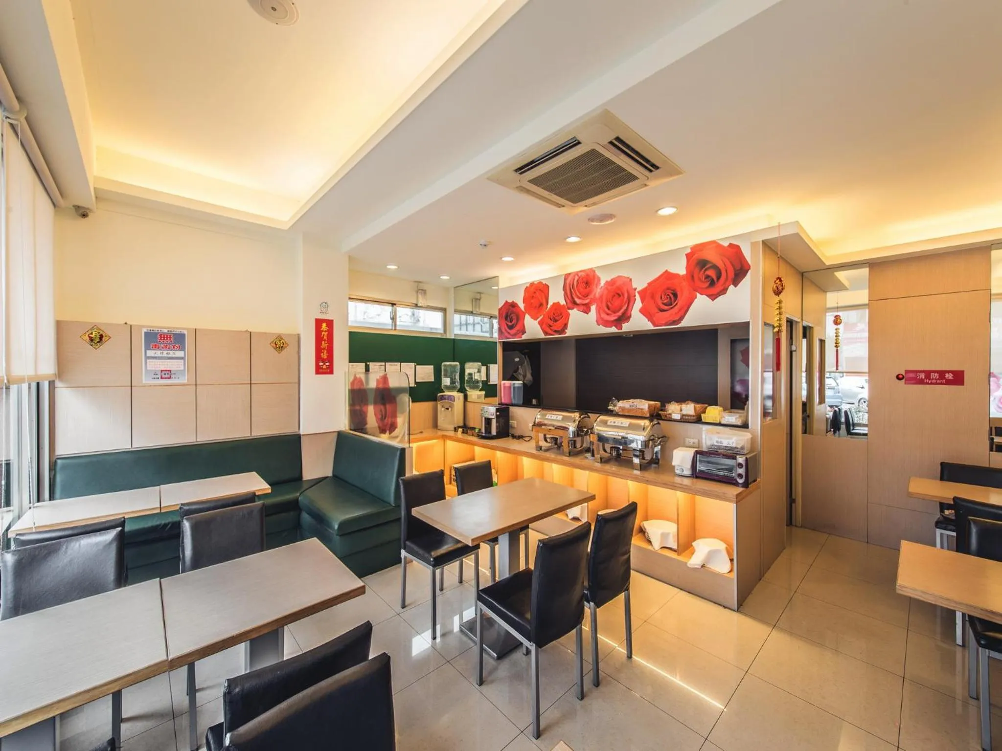 Restaurant/places to eat in Da Shih Hotel