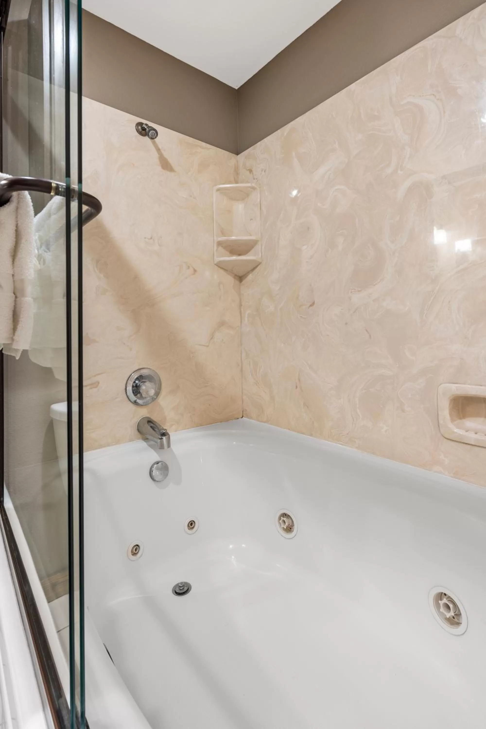 Bathroom in Table Rock Resorts at Indian Point