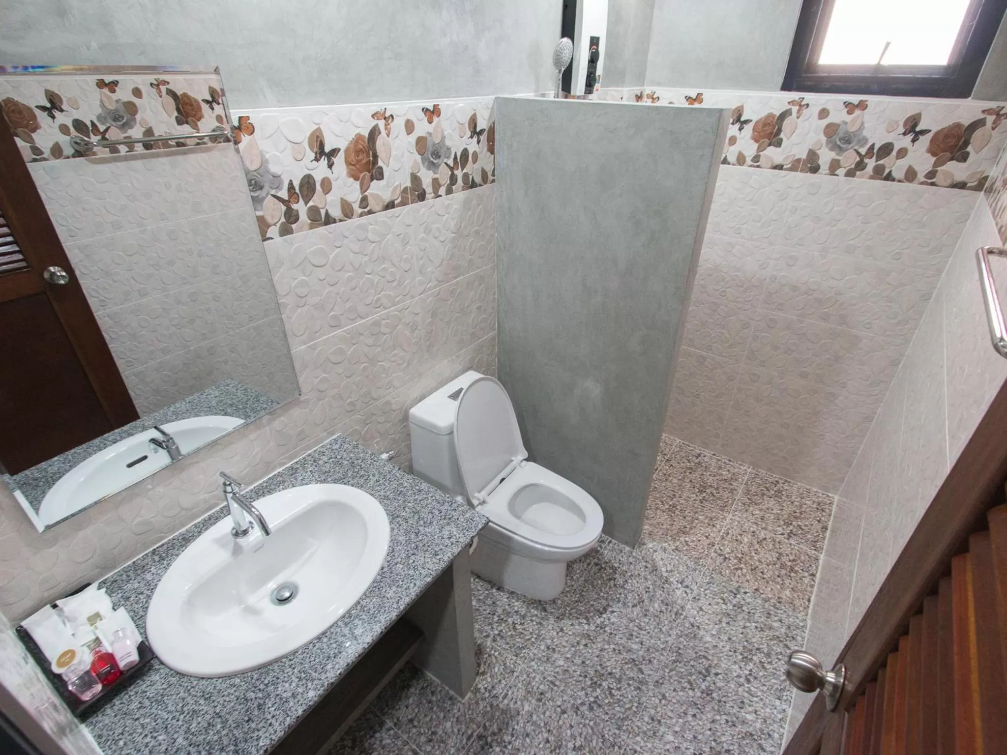 Bathroom in Puak Taem Boutique Hotel