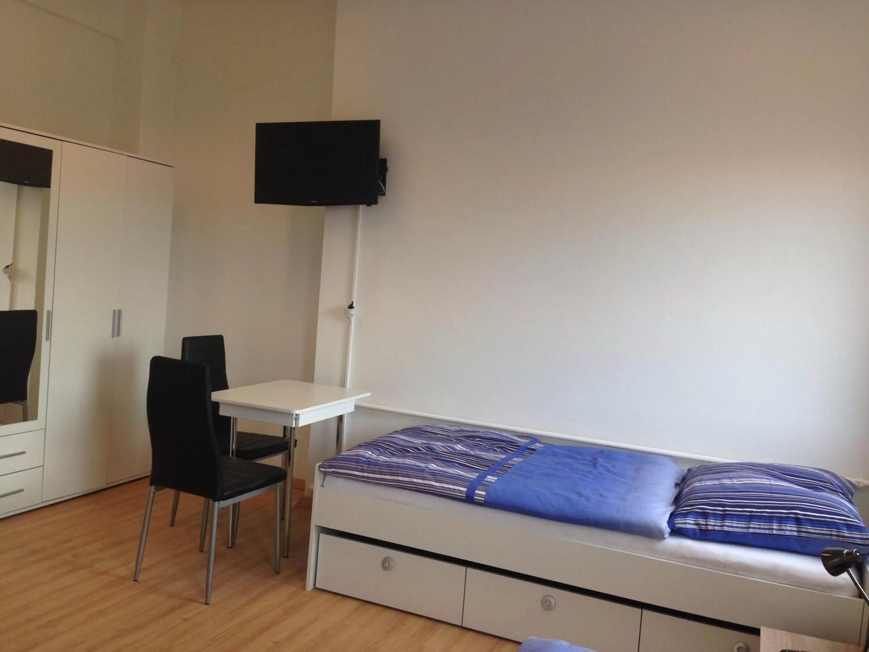 Other, Bed in Montagehotel Bed & Steel