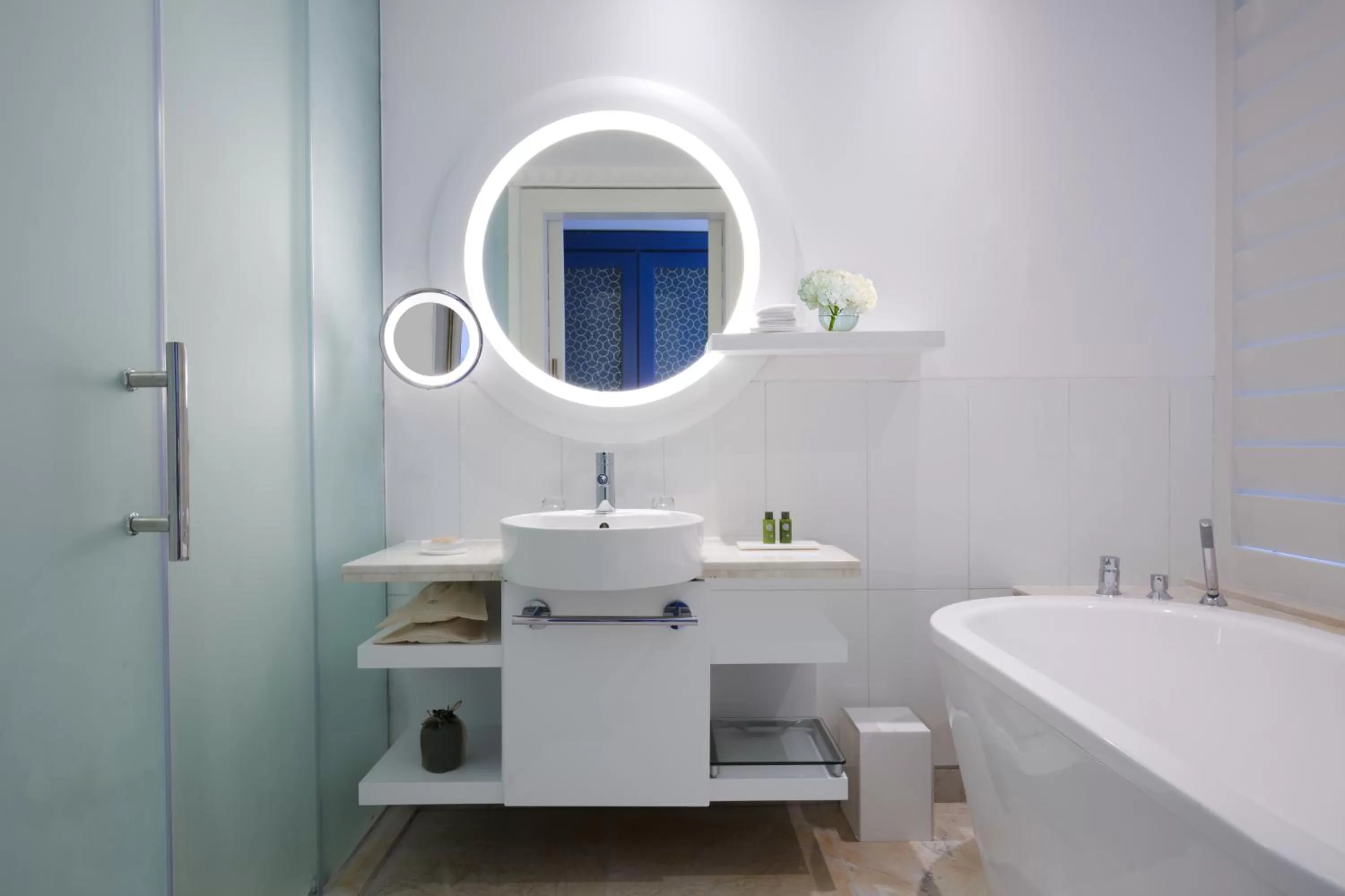 Bathroom in Sofitel Dubai Jumeirah Beach