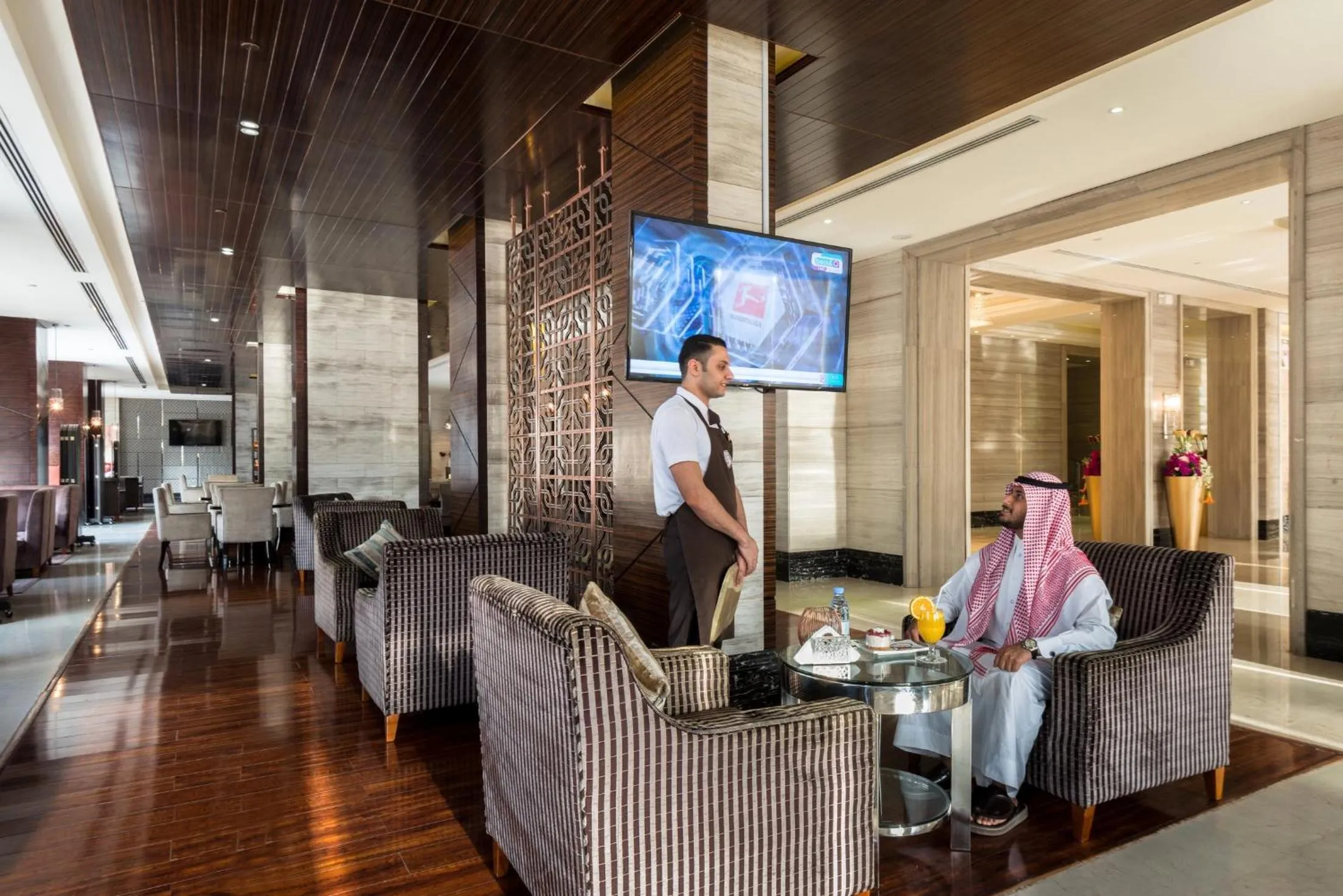 Restaurant/places to eat in Boudl Al Qasr