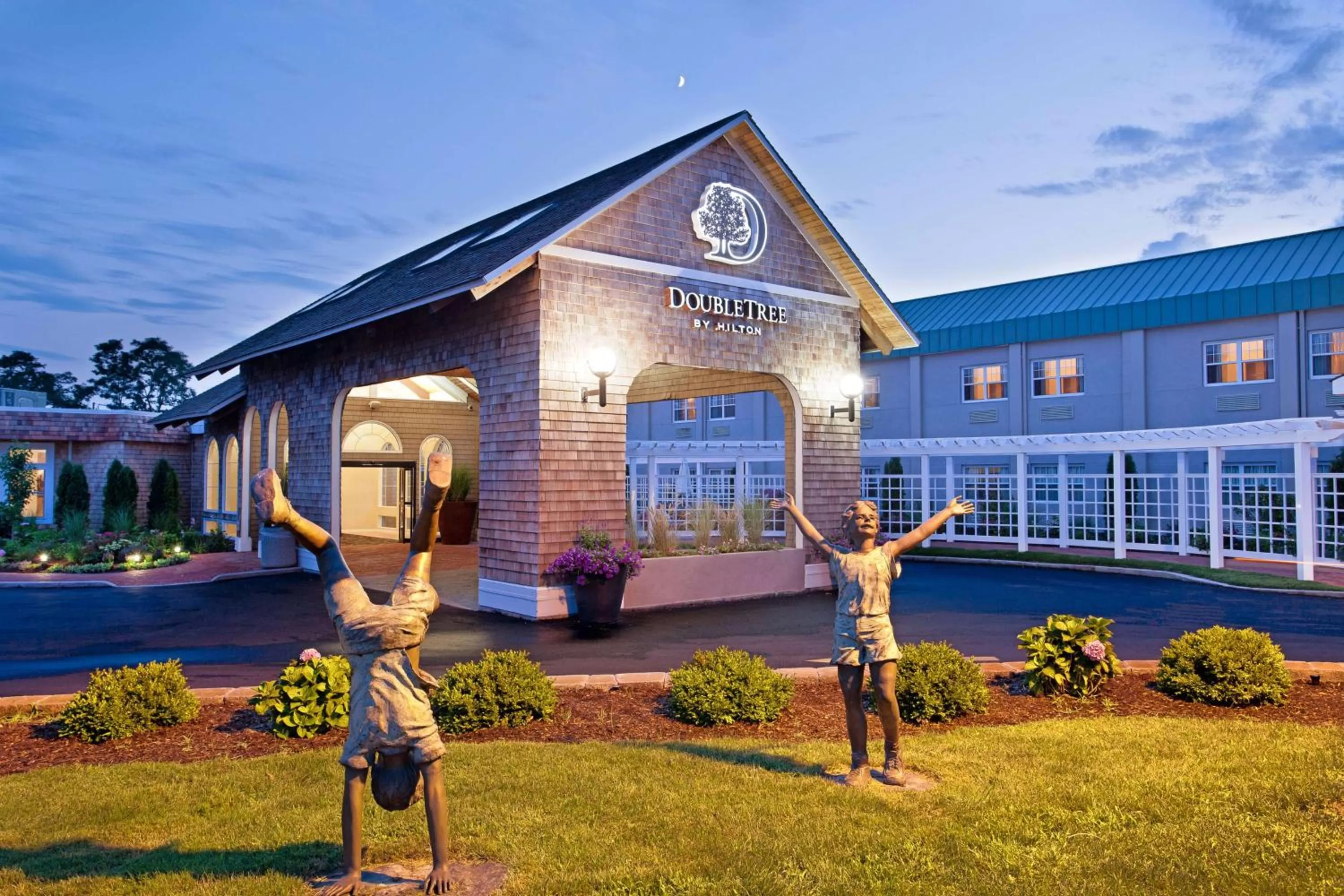 Property building in DoubleTree by Hilton Cape Cod - Hyannis