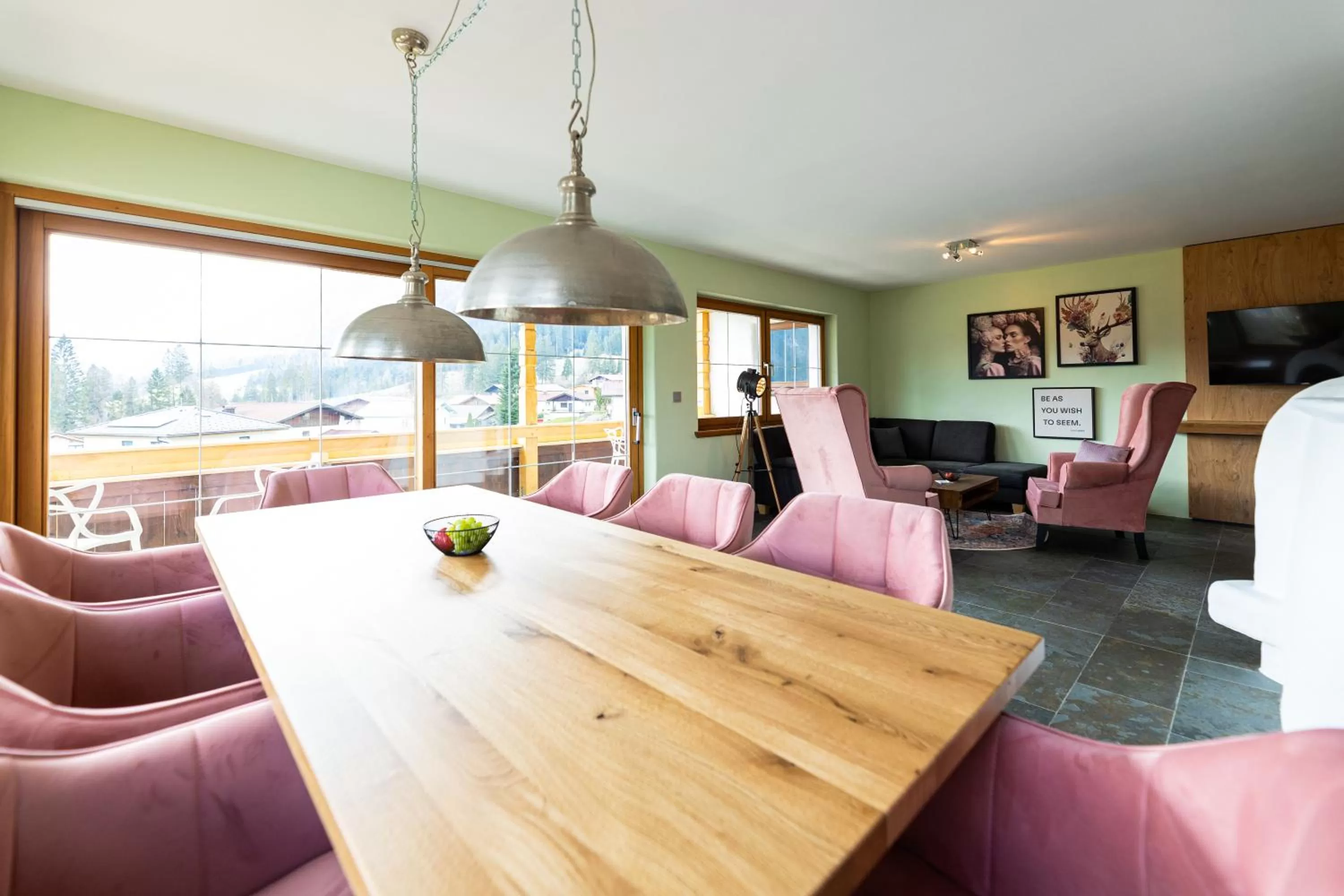 Dining area in Wellness Aparthotel "Lechlife" incl Pool - 400m zum SKILIFT