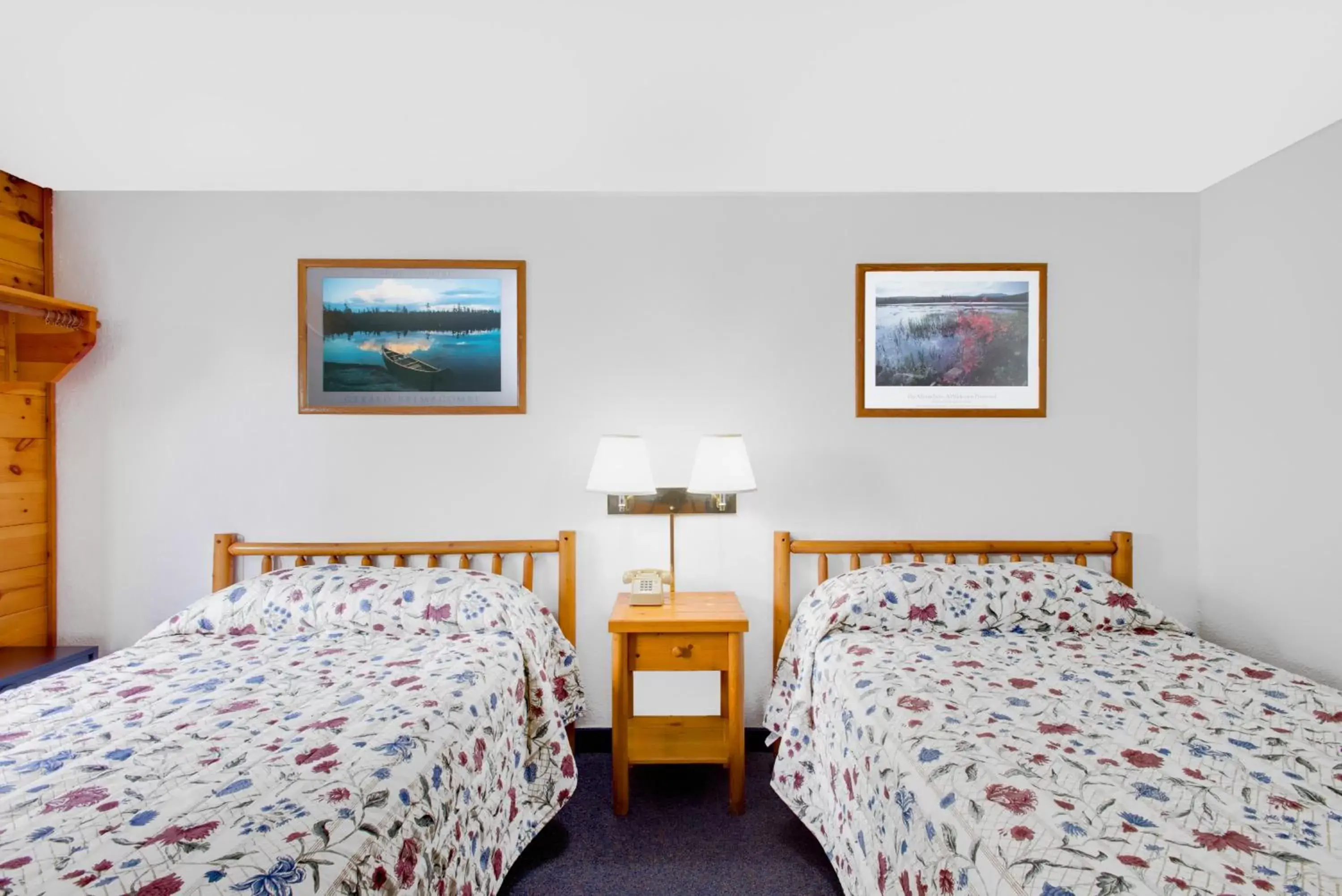 Room with Two Double Beds - Non-Smoking in Super 8 by Wyndham Lake George/Warrensburg Area Room with Two Double Beds - Non-Smoking in Super 8 by Wyndham Lake George/Warrensburg Area