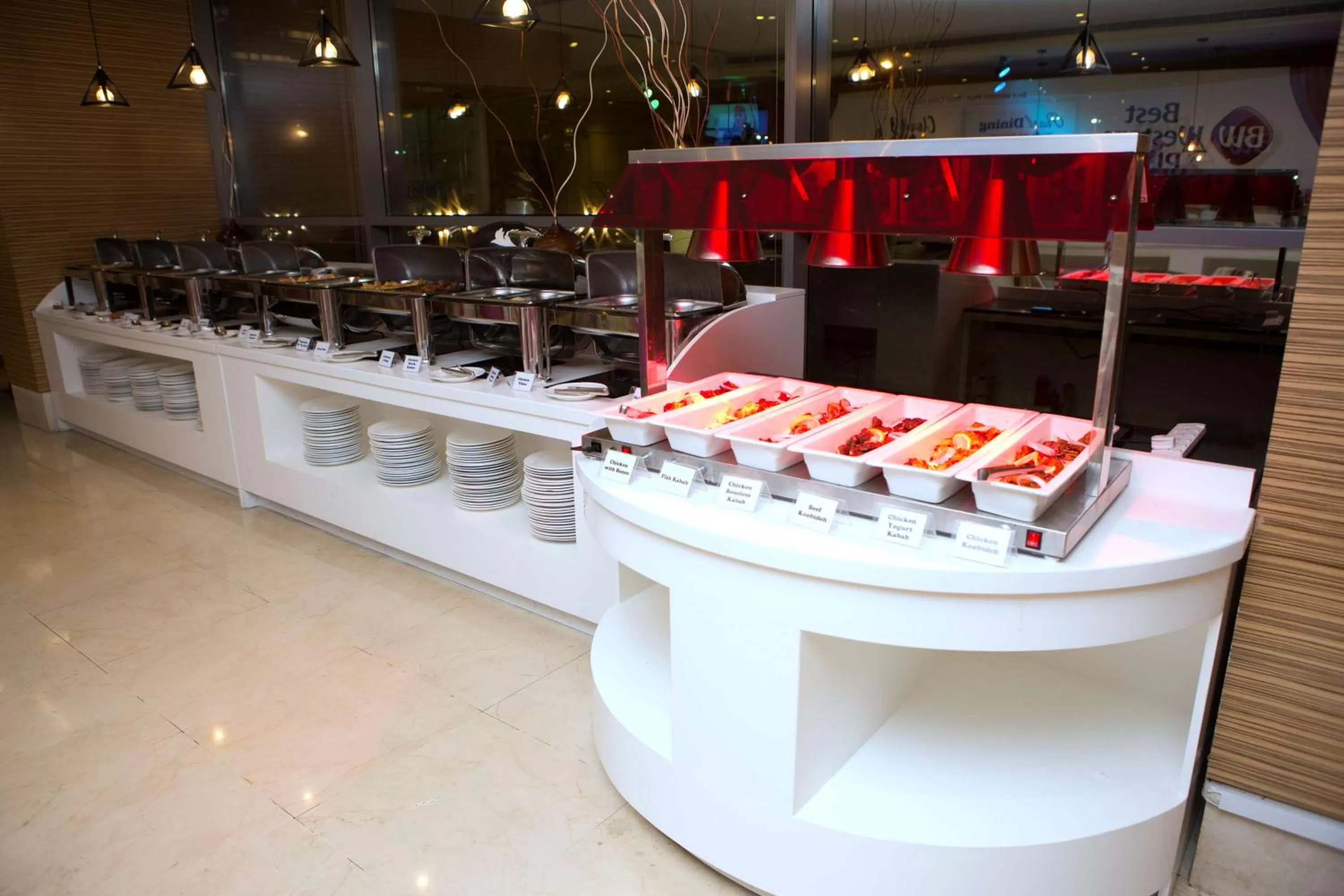 Restaurant/places to eat in Best Western Plus Pearl Creek