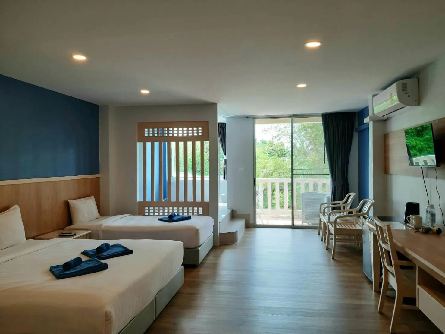 TV and multimedia, Bed in Karon Living Room - SHA Plus