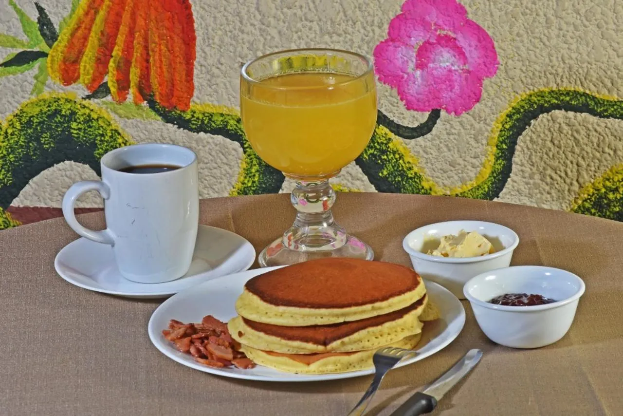 Food and drinks in Hotel Riviera