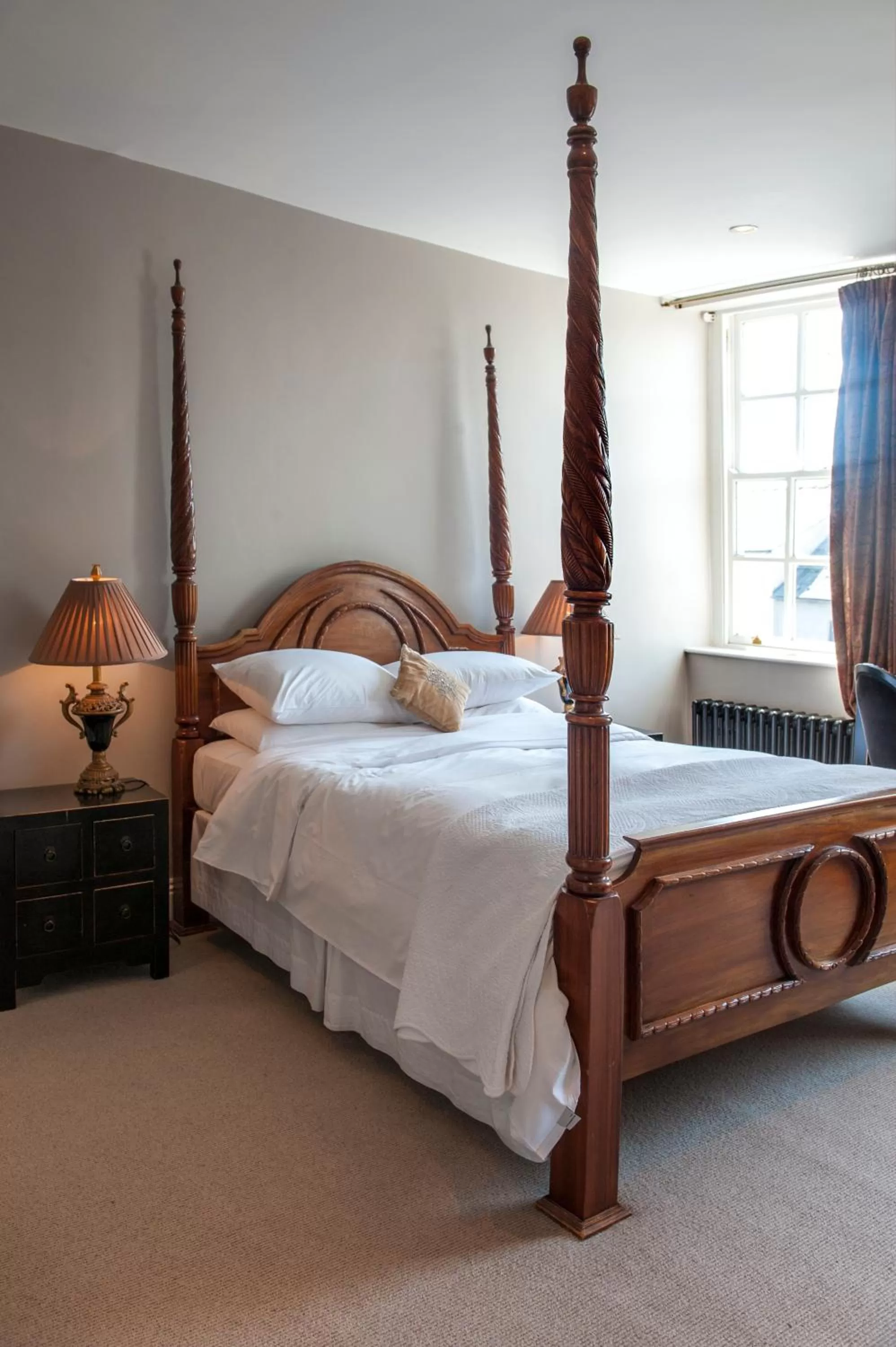 Day, Bed in The Bridge House