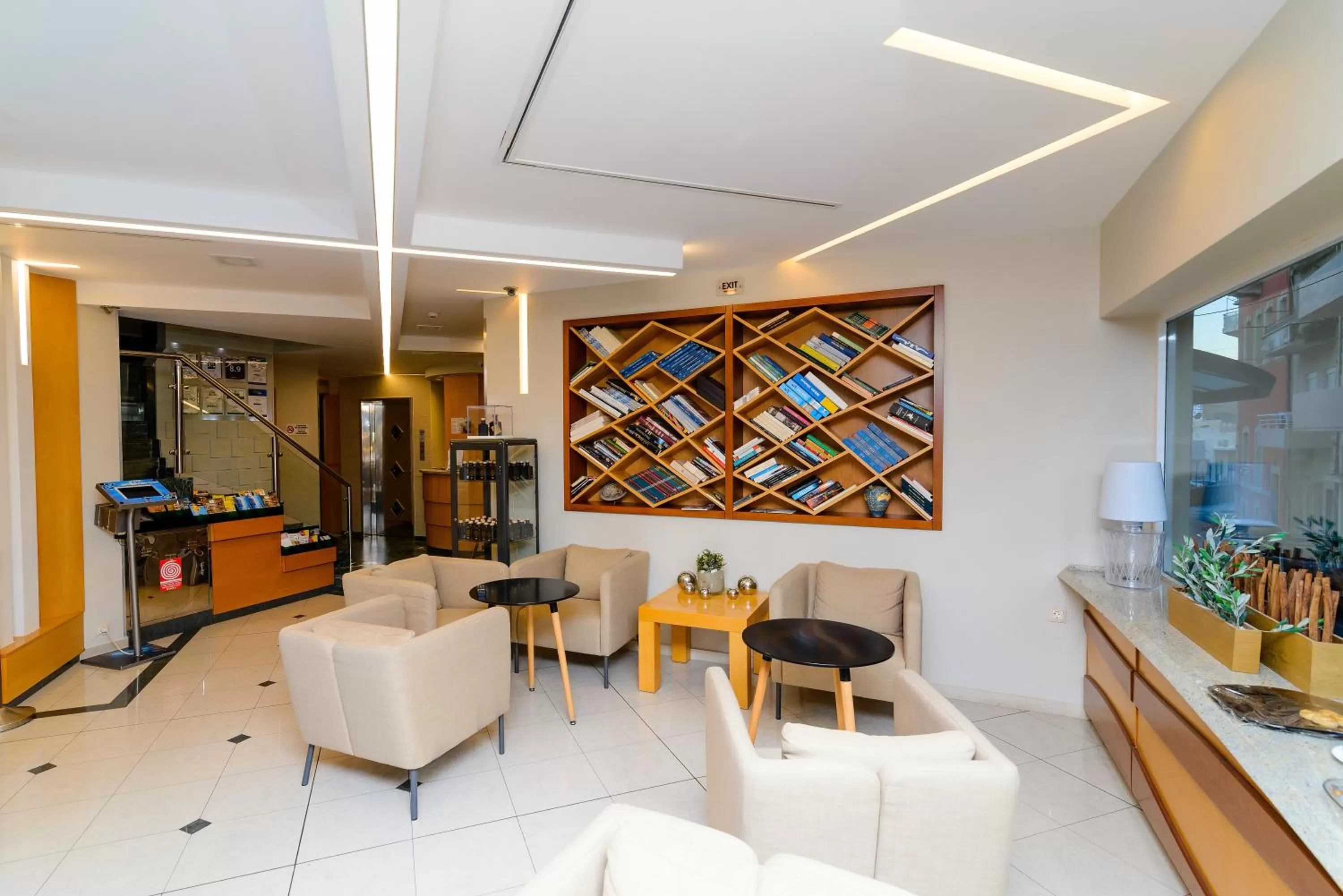 Seating area in Kastro Hotel