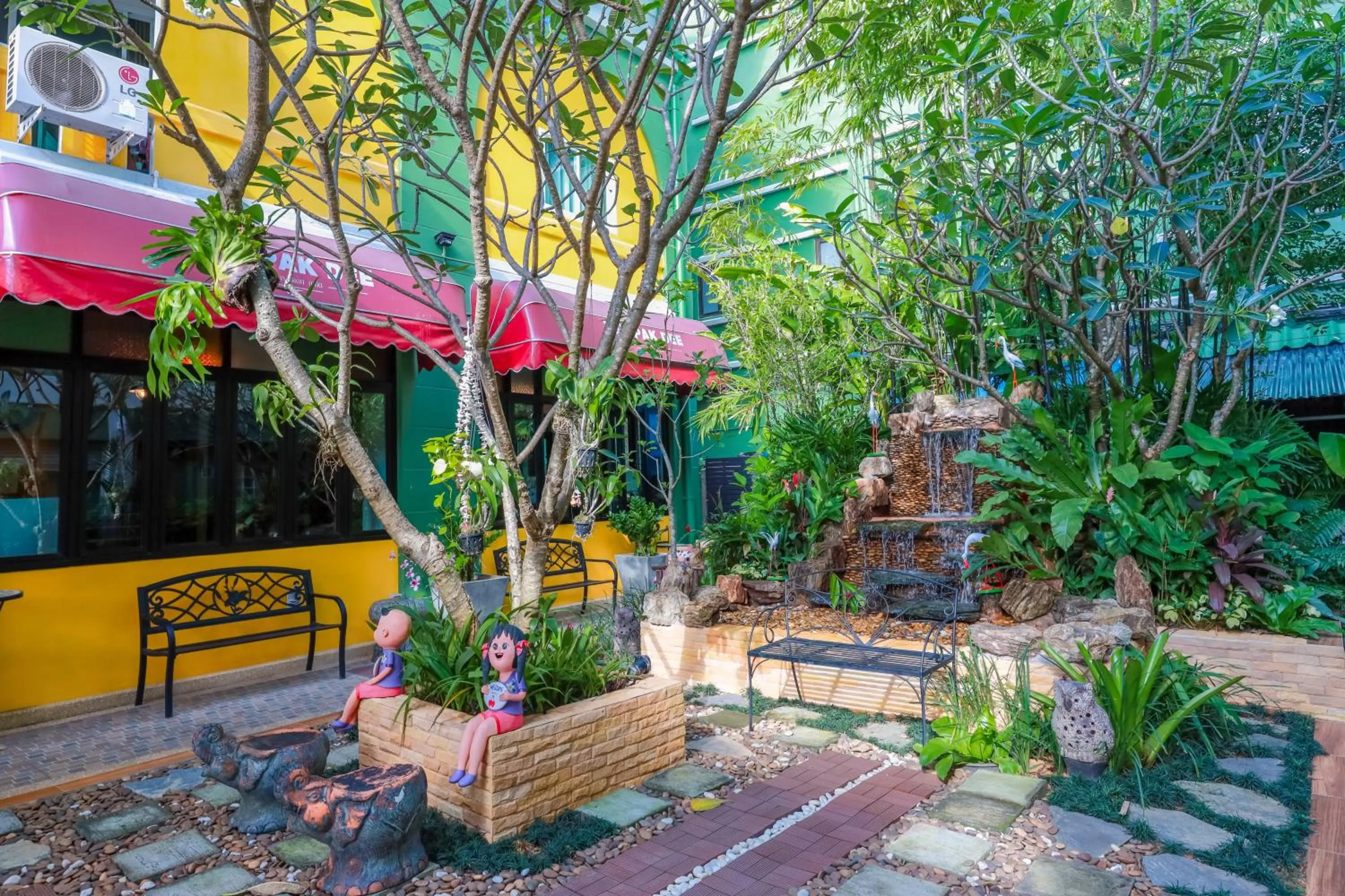 Garden in Tee Pak Dee Resident Phuket