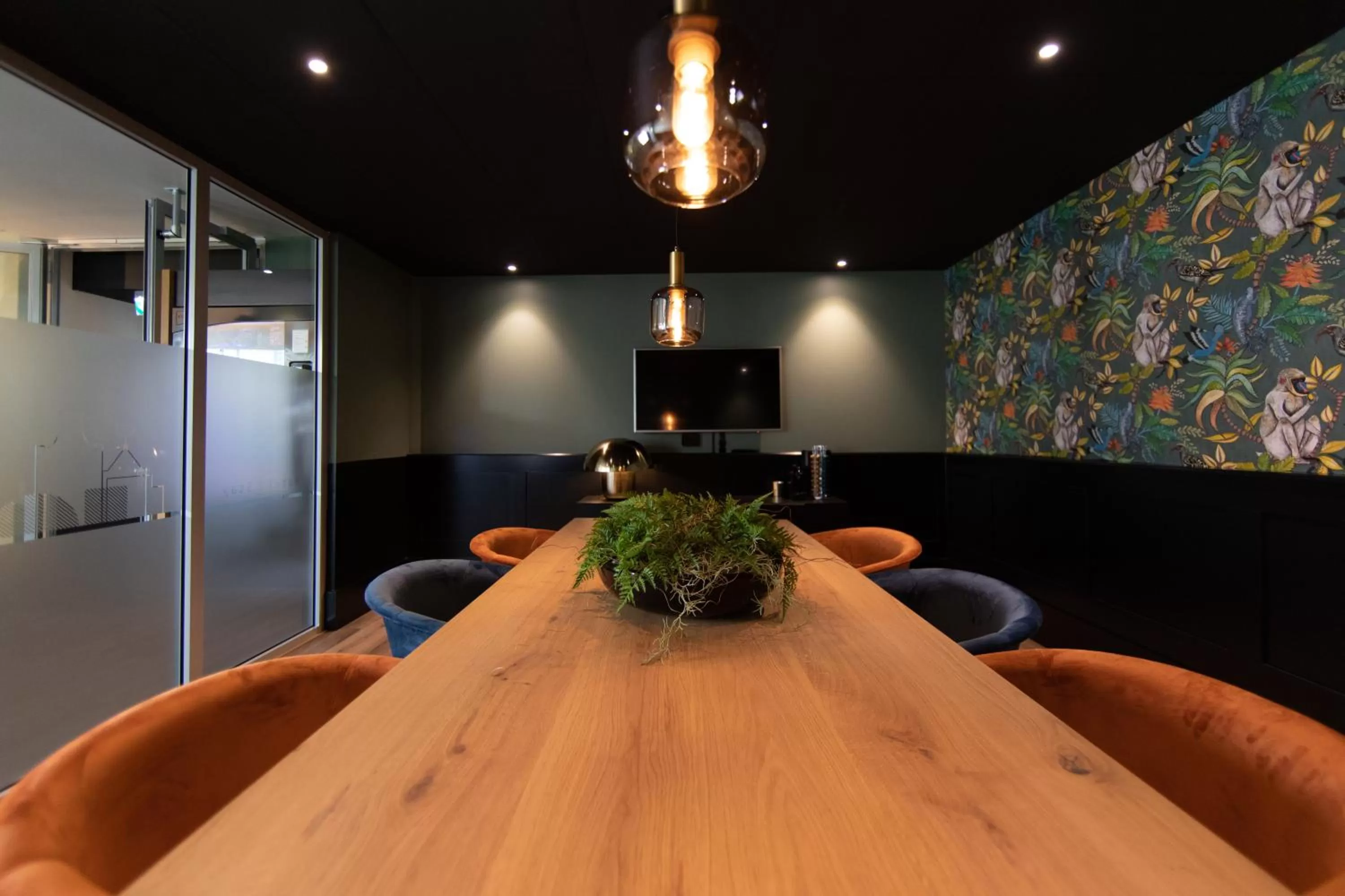 Meeting/conference room in Hotel2Stay