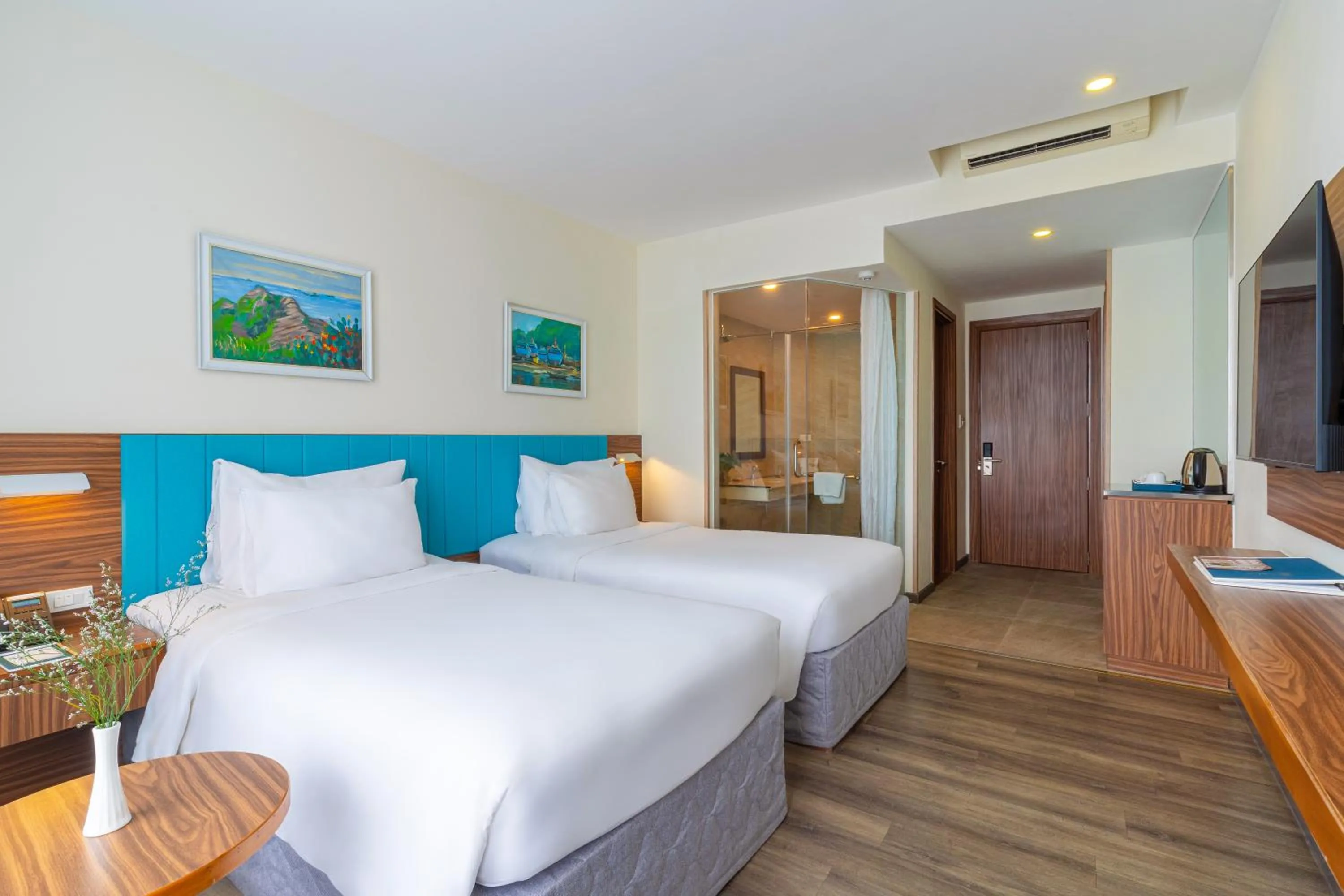 Bed in Sala Tuy Hoa Beach Hotel