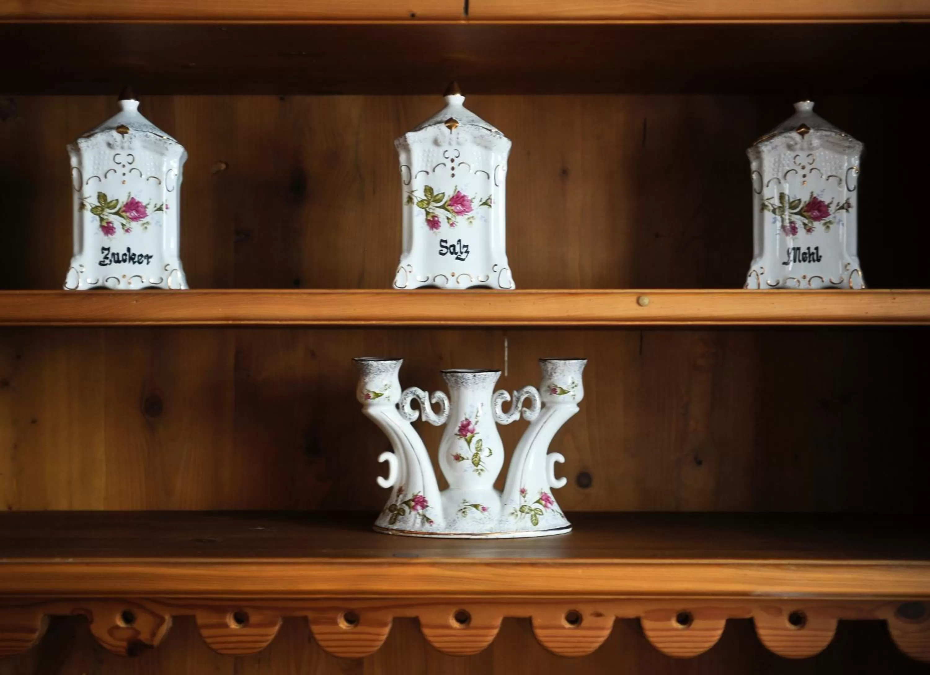 Decorative detail in Villa Antonia