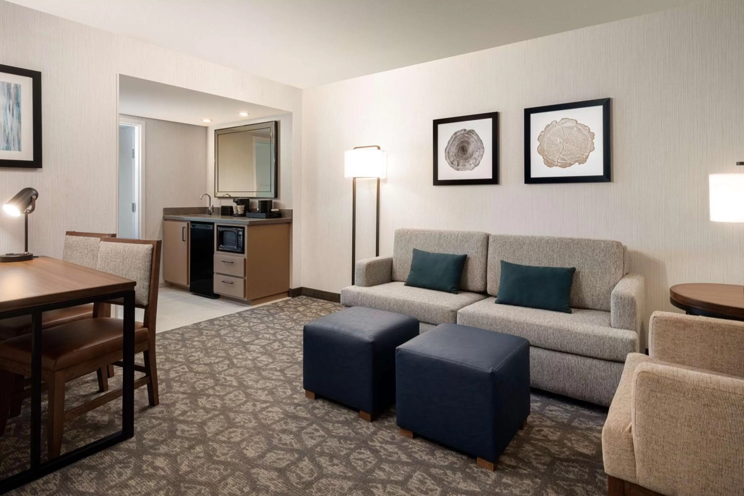 Living room in Embassy Suites by Hilton Portland Airport