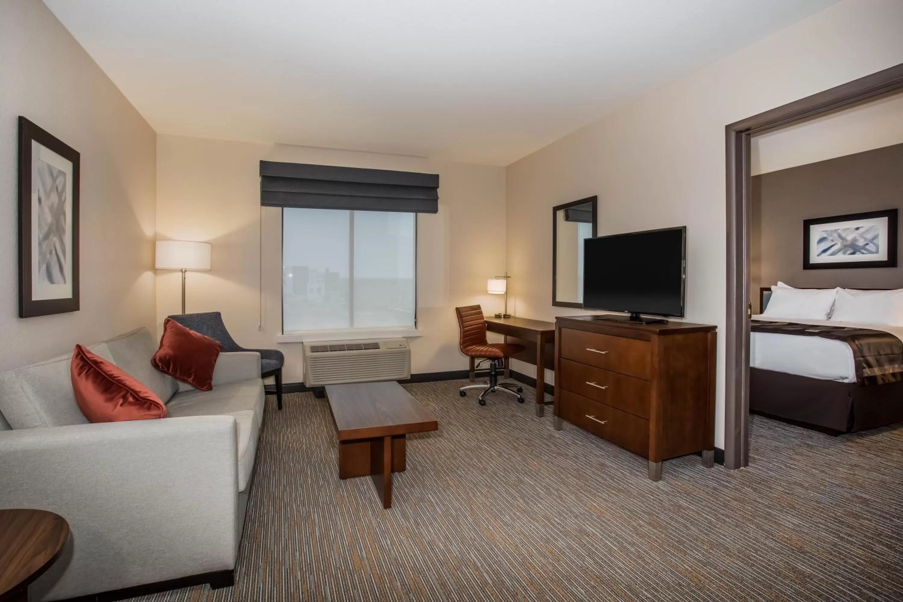 TV and multimedia, Bed in Wingate by Wyndham Denver Airport